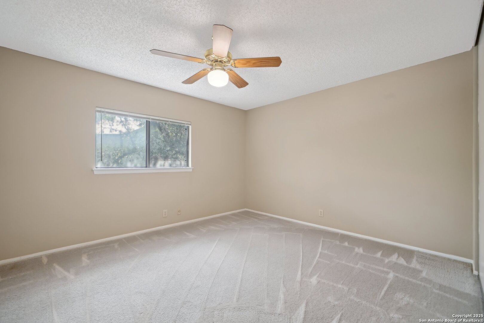 10222 Eagle Bluff