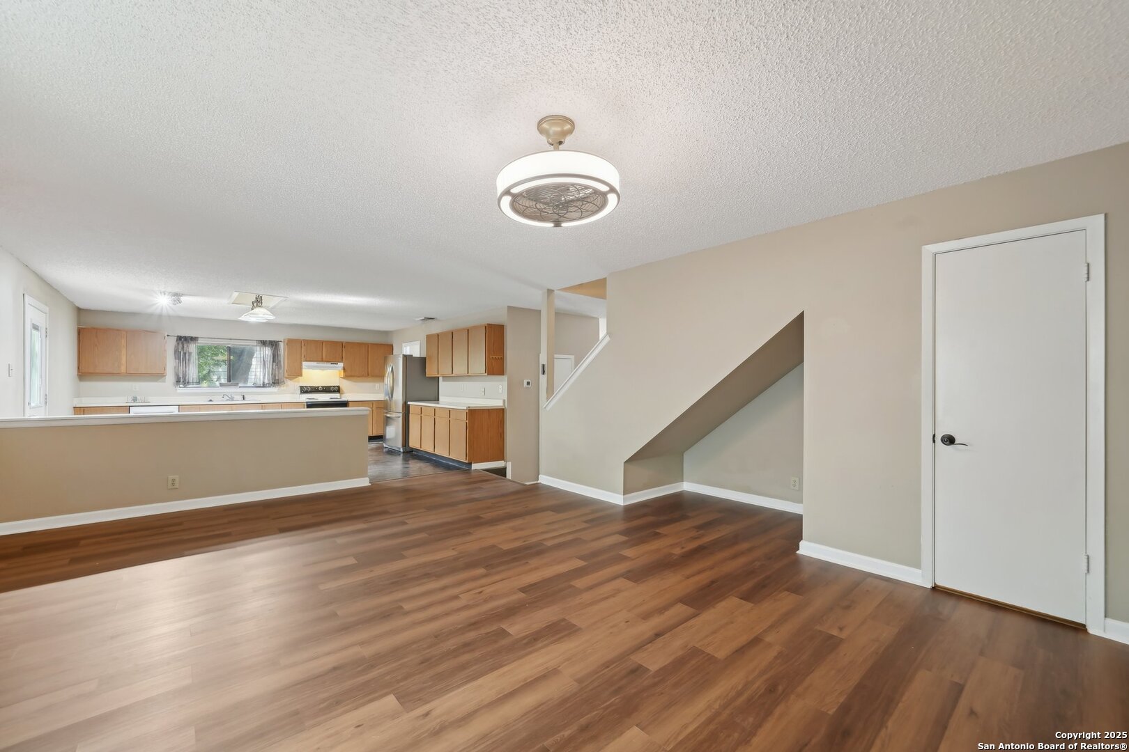 10222 Eagle Bluff