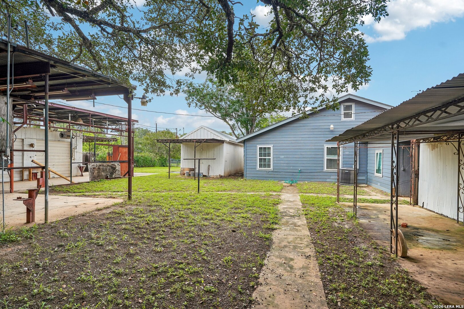 4229 & 4225 Mansion