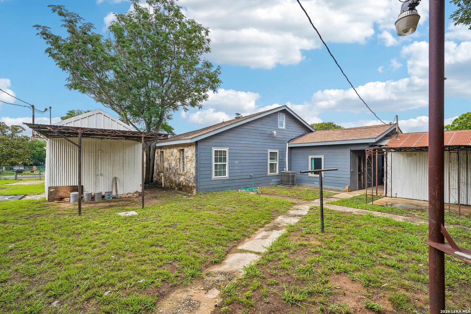 4229 & 4225 Mansion