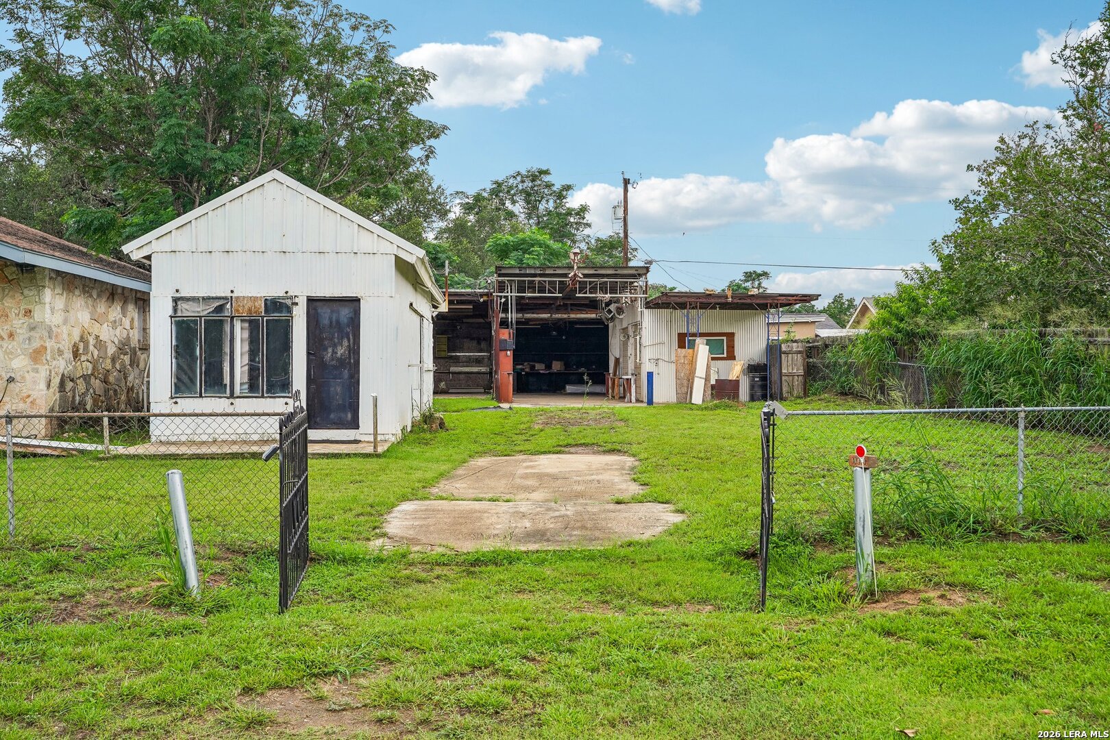 4229 & 4225 Mansion