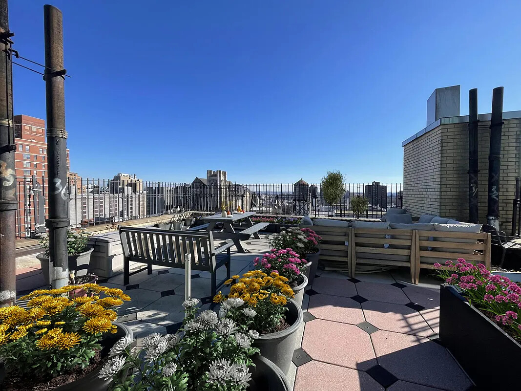 535 W 110TH Street 15B