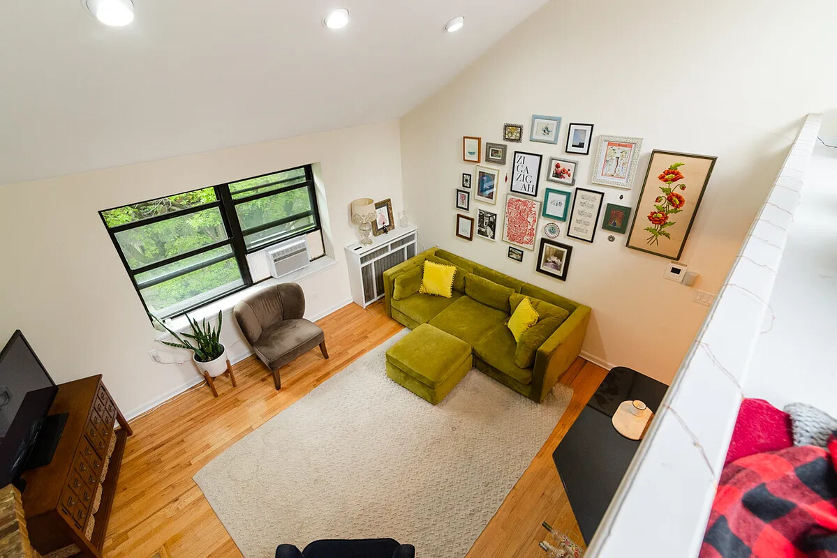 257 W 91ST Street 4E