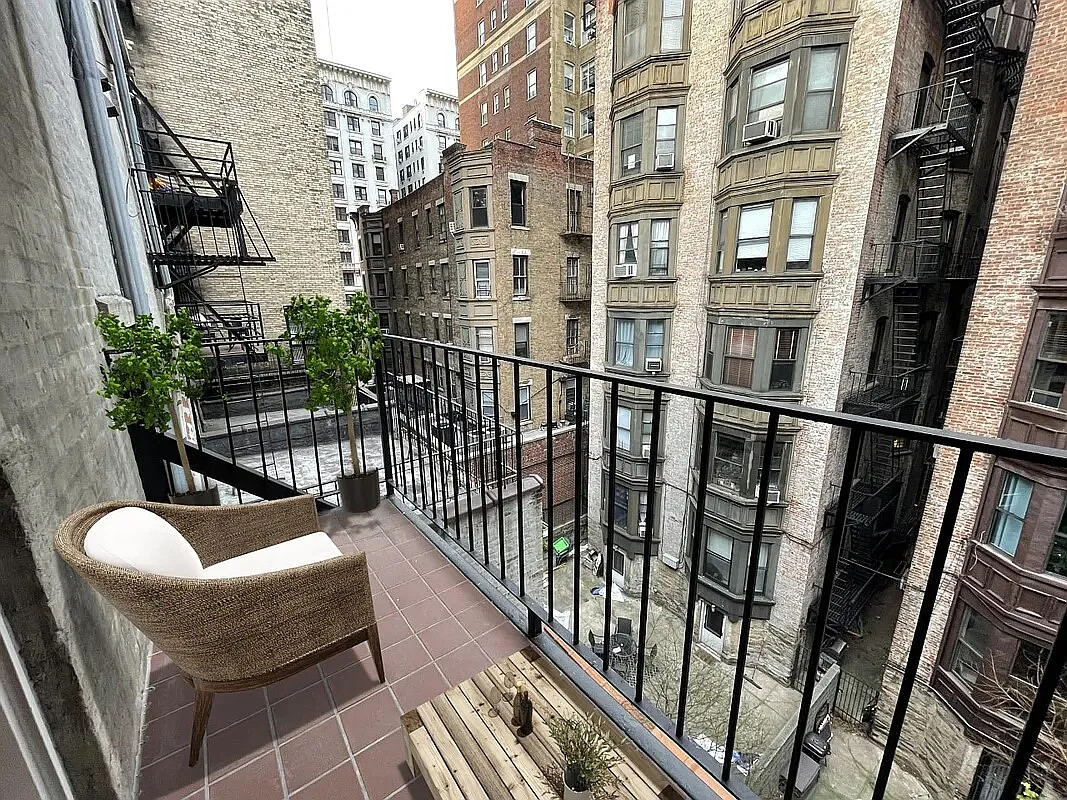 257 W 91ST Street 4E