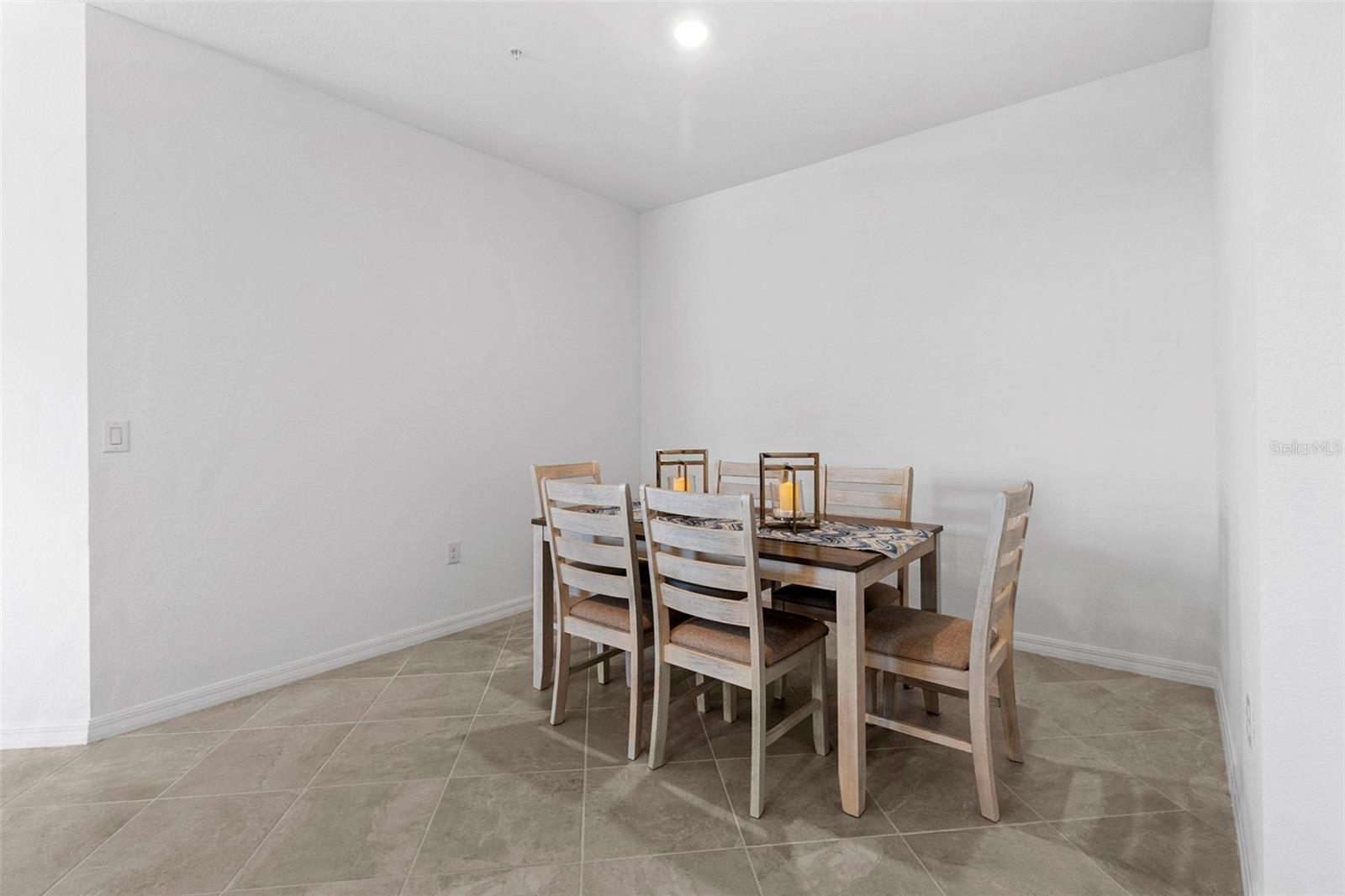 12240 WELLEN GOLF ST #301