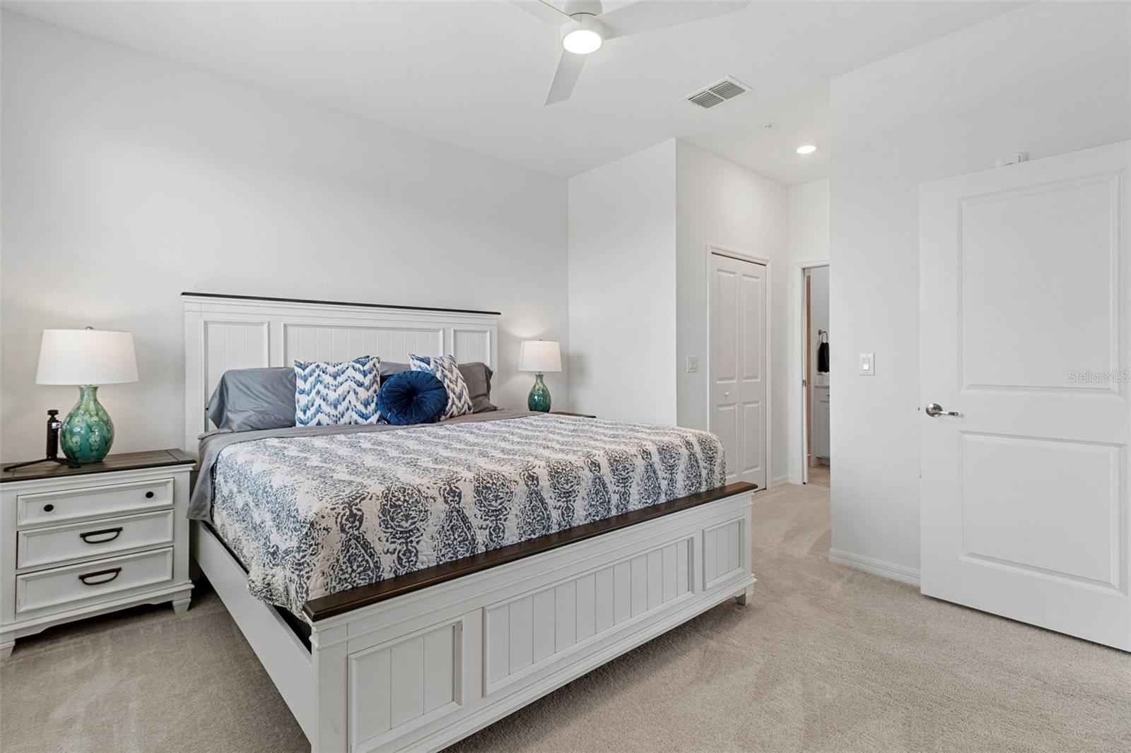 12240 WELLEN GOLF ST #301