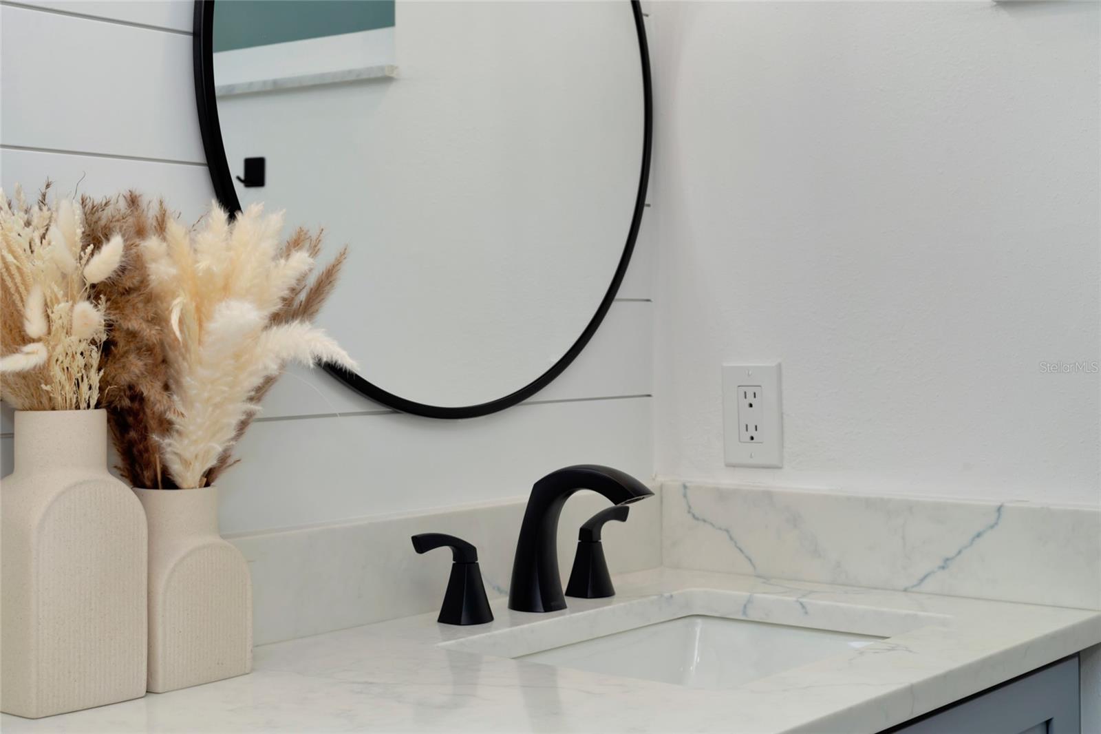 605 SUTTON PL #401-A