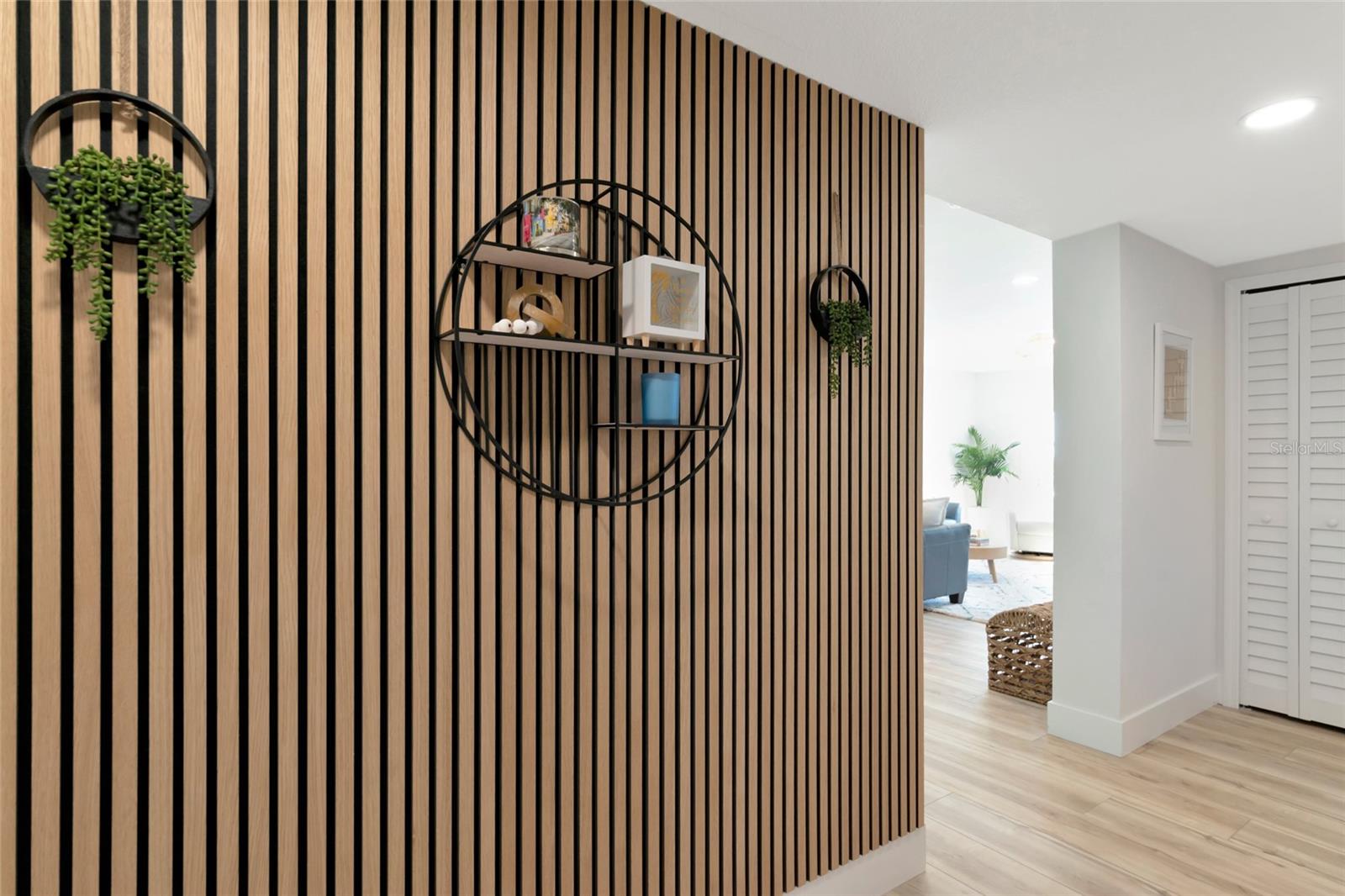 605 SUTTON PL #401-A