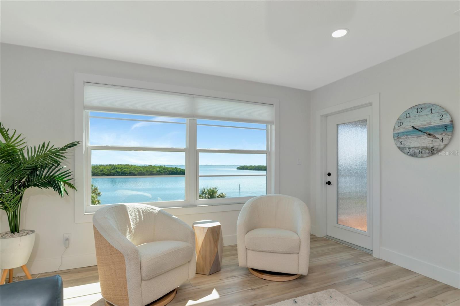 605 SUTTON PL #401-A