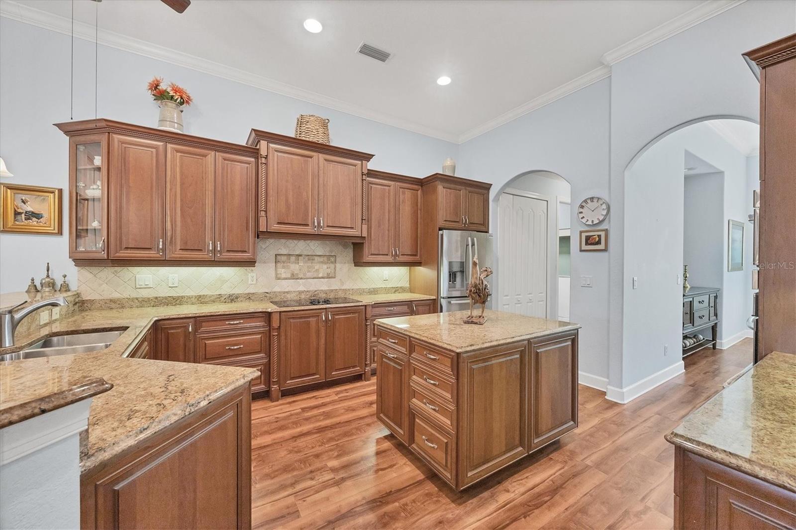 4360 CORSO VENETIA BLVD