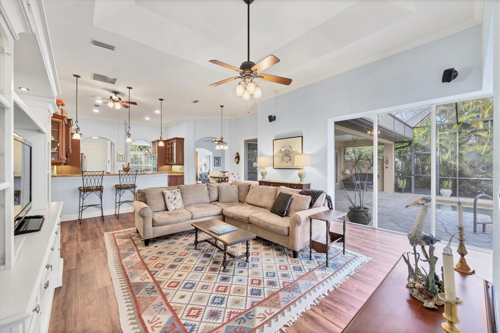 4360 CORSO VENETIA BLVD