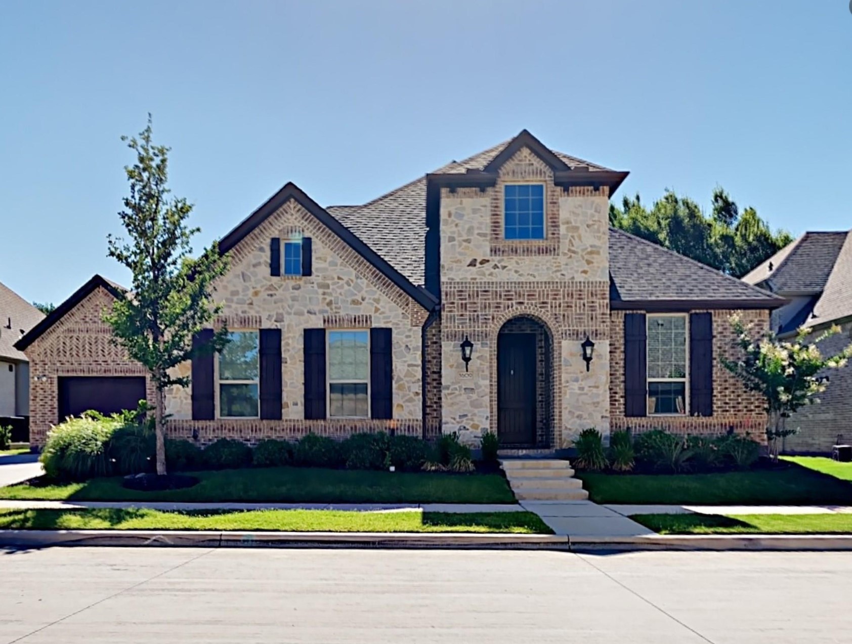 5609 Heron Drive E