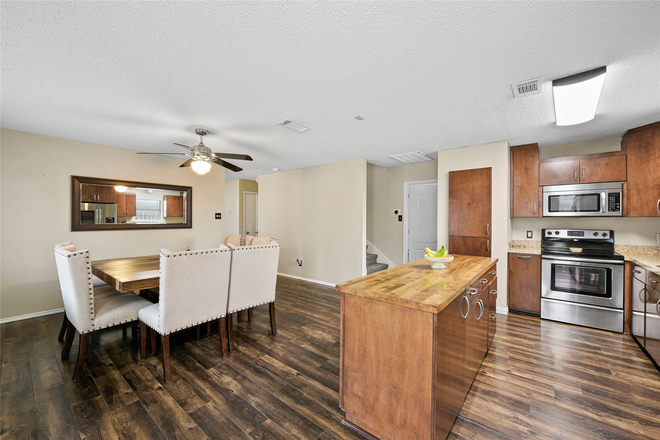 3909 Carlsbad Way