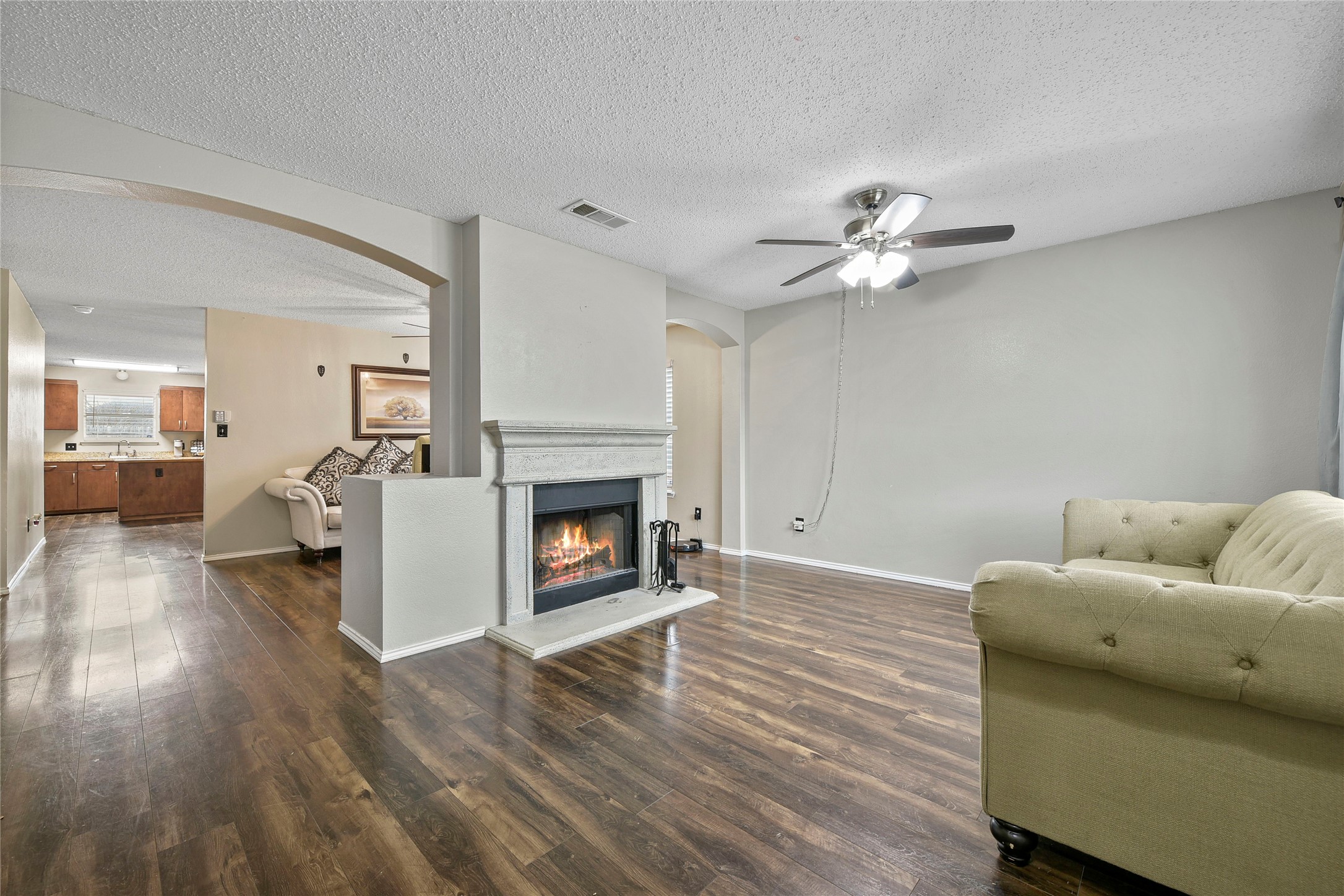 3909 Carlsbad Way