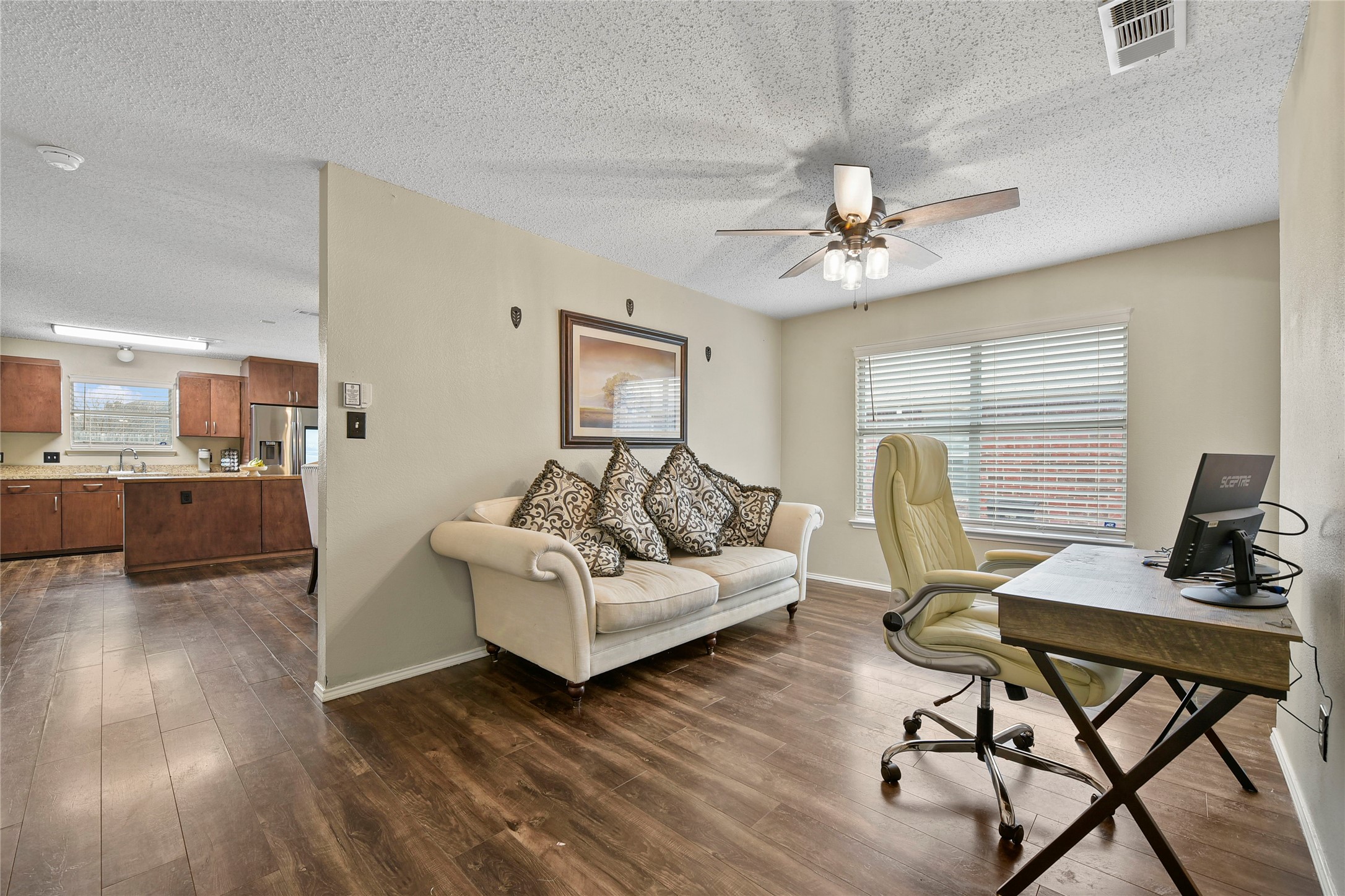 3909 Carlsbad Way