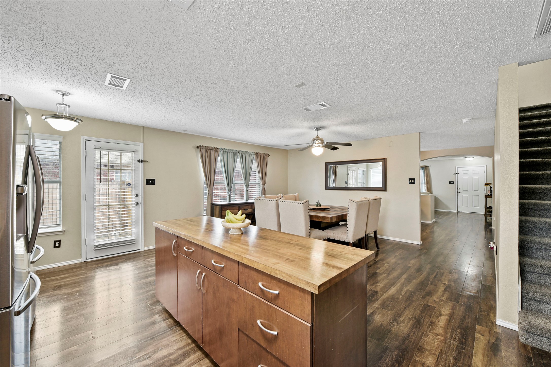 3909 Carlsbad Way