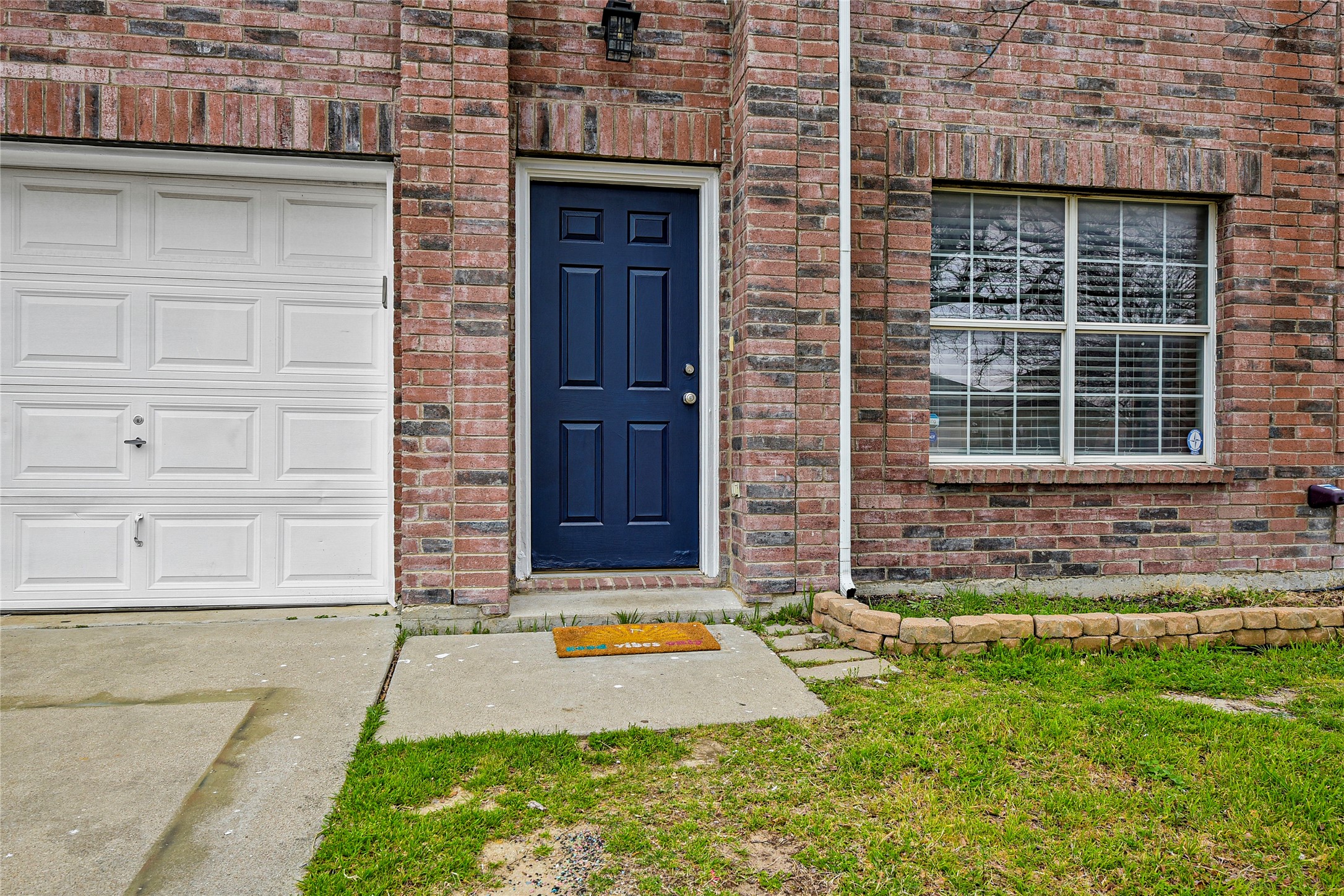 3909 Carlsbad Way