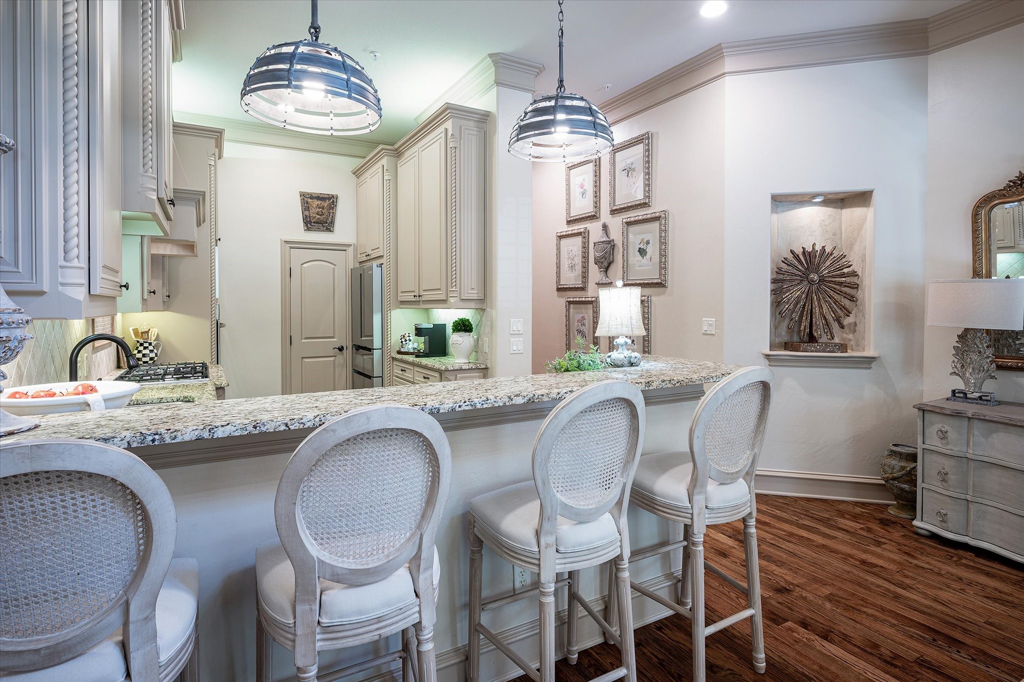 1641 Fountain Pass Drive