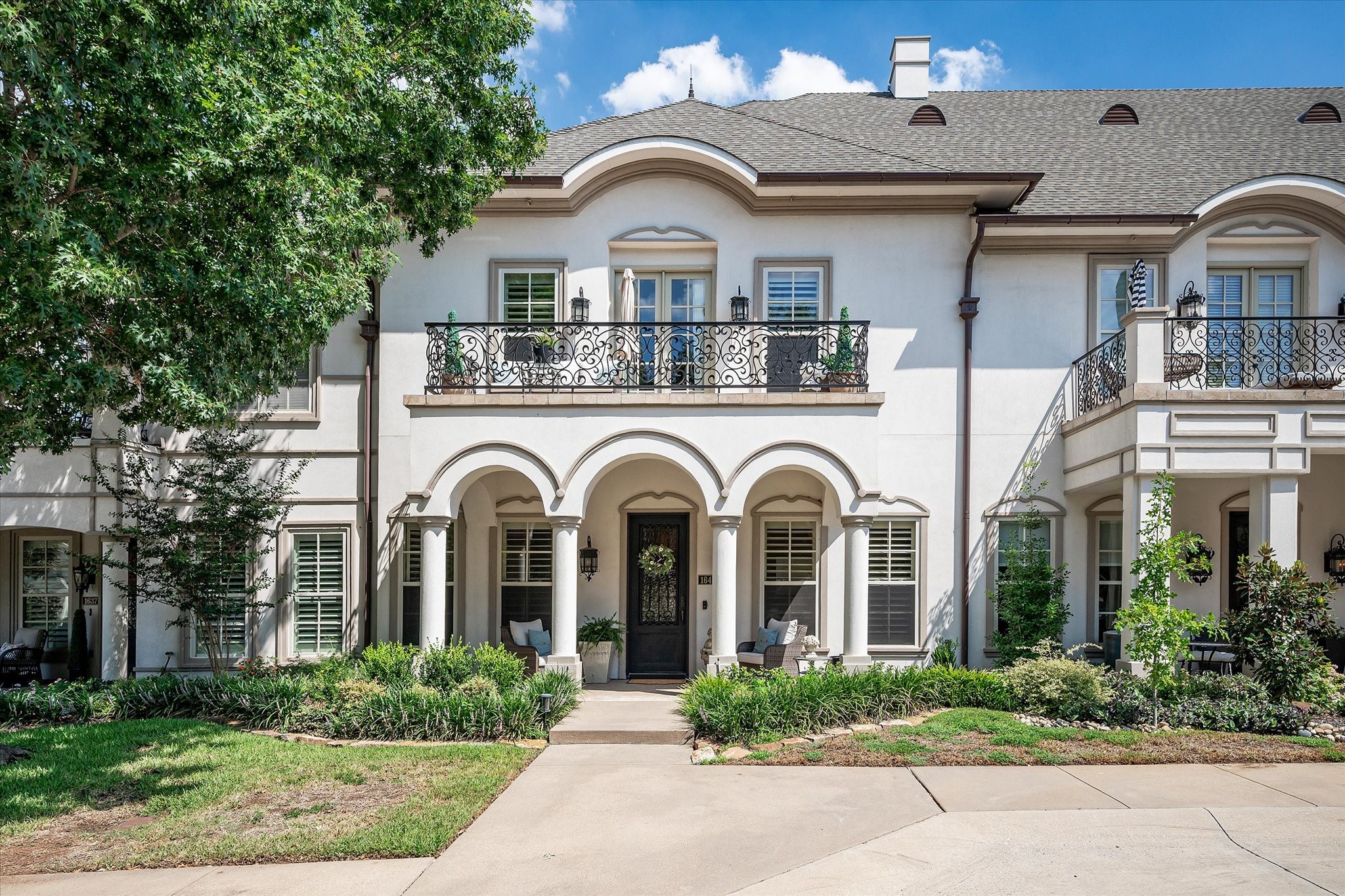 1641 Fountain Pass Drive