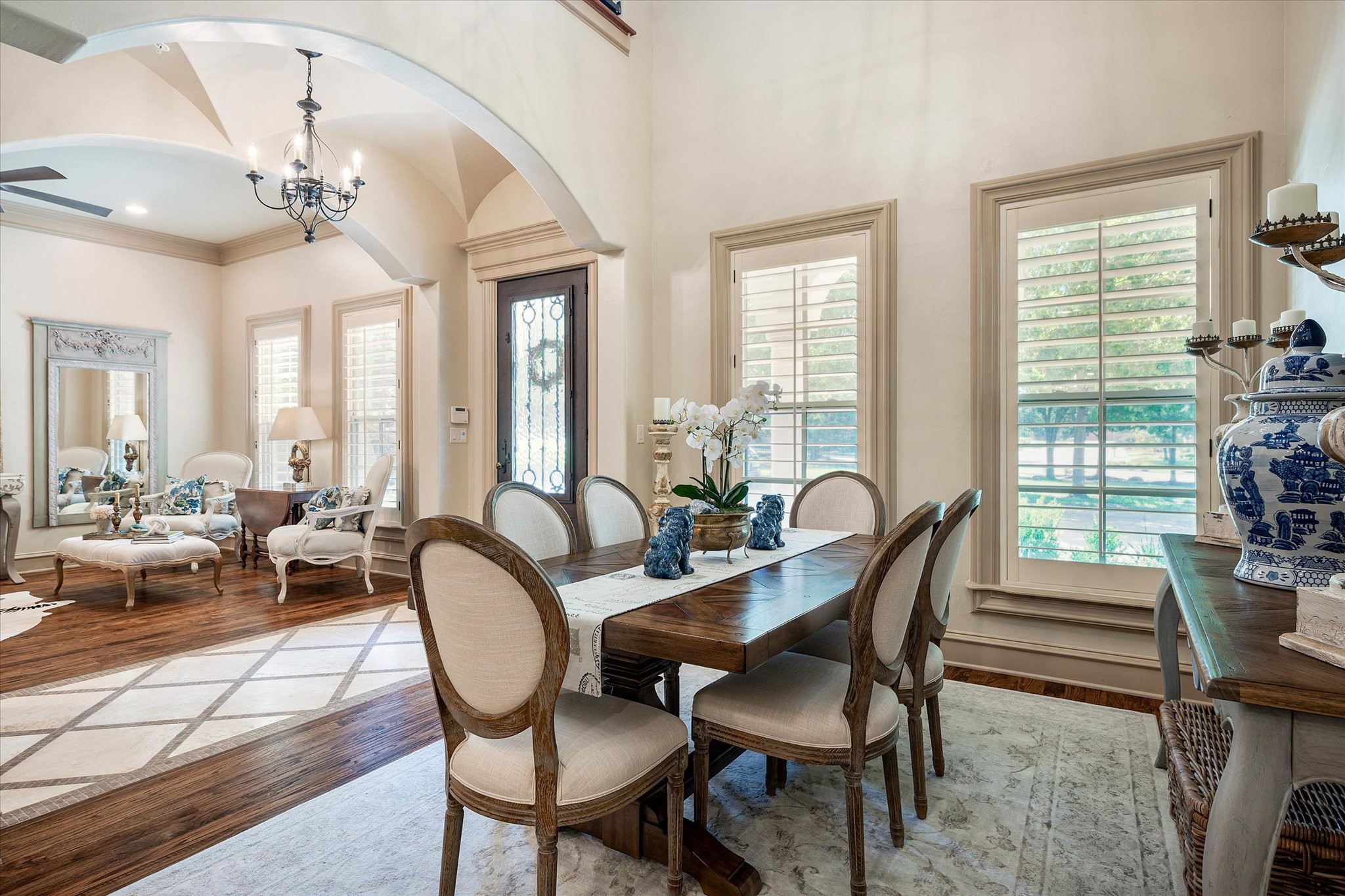 1641 Fountain Pass Drive