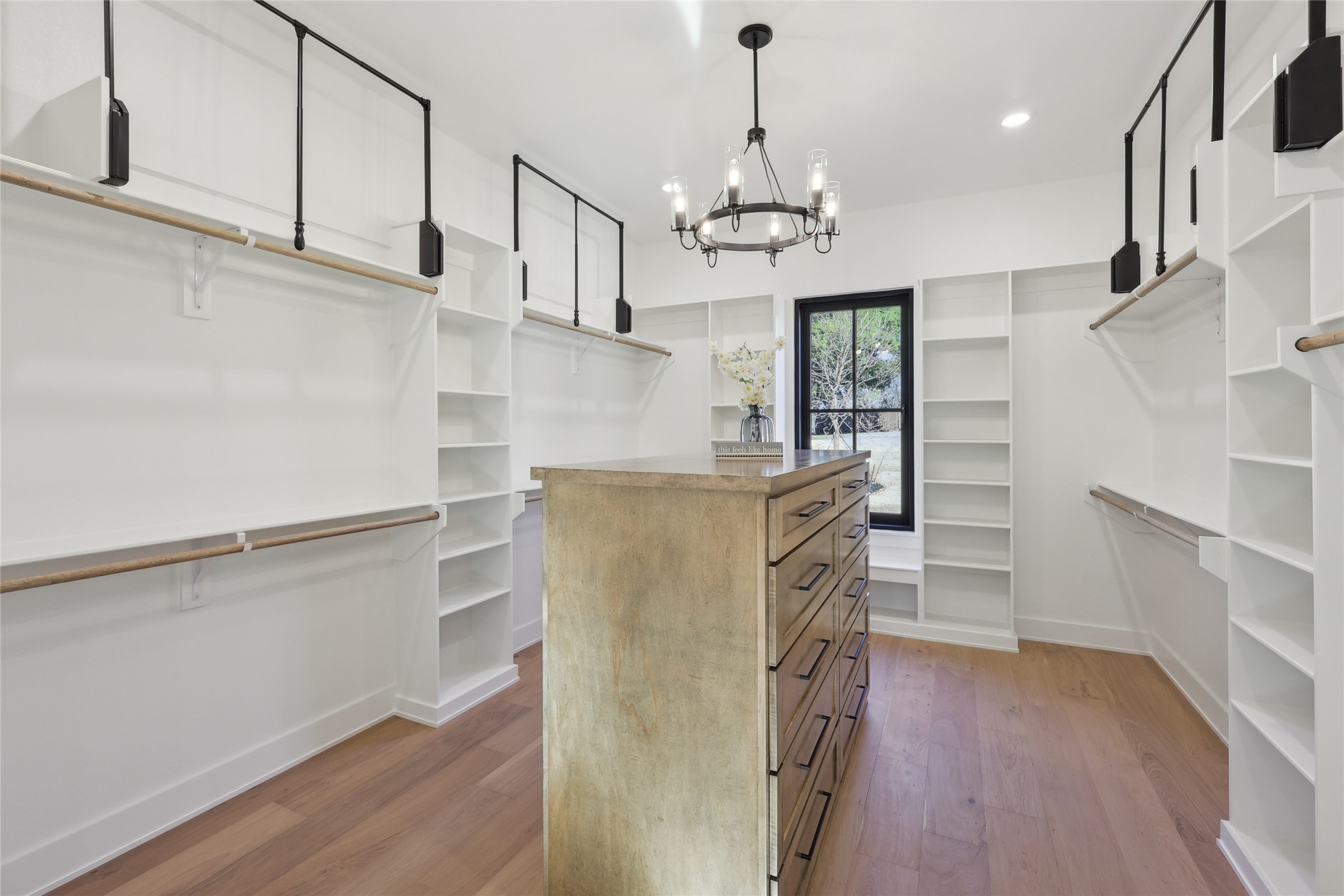 213 Oak Crest Hill Drive