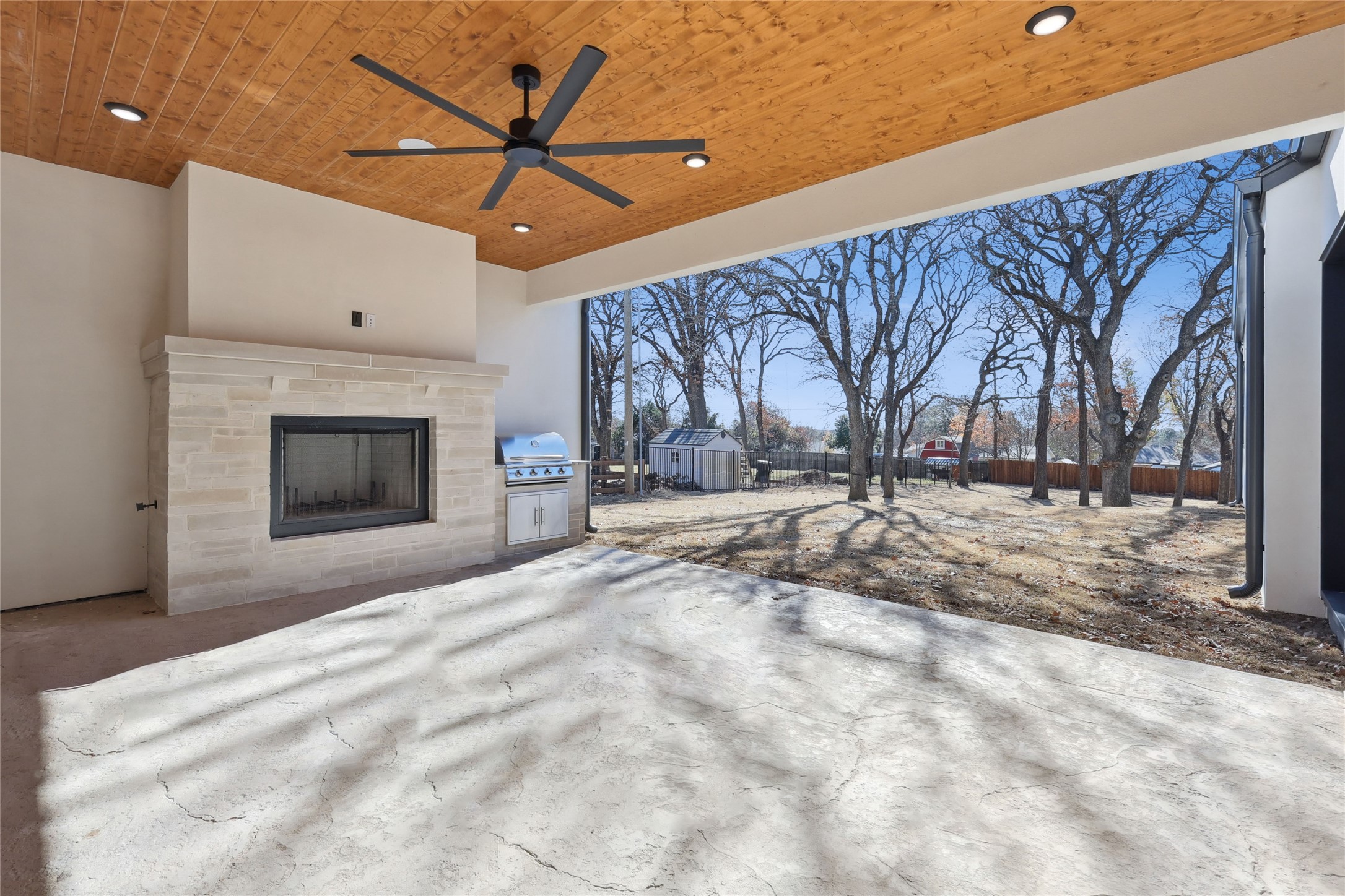 213 Oak Crest Hill Drive
