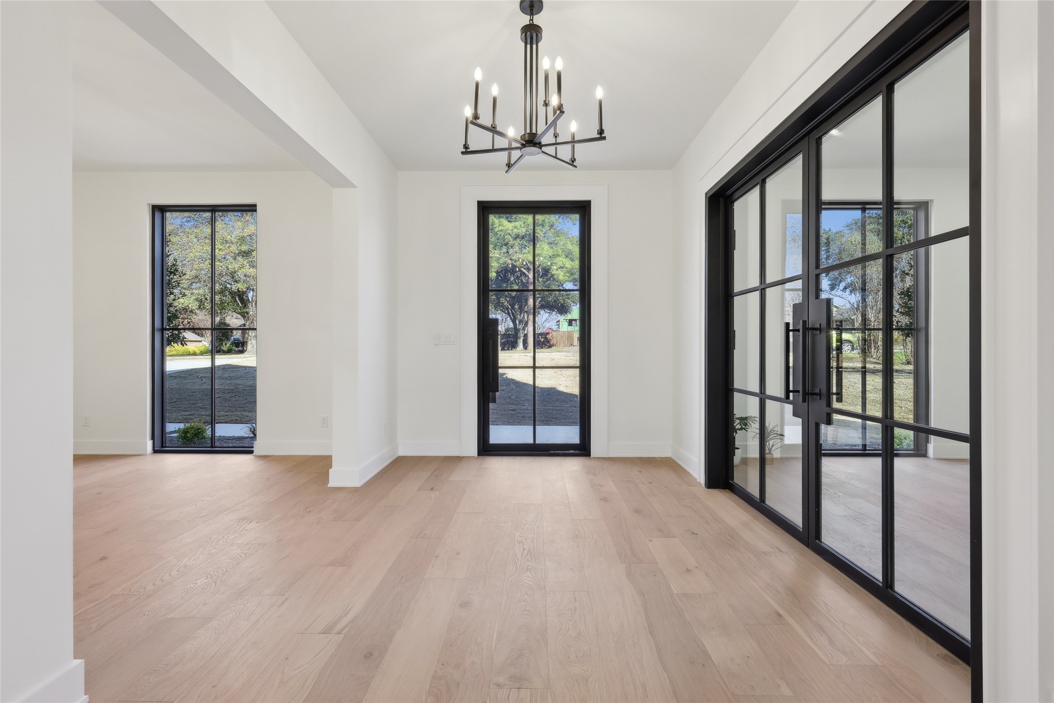 213 Oak Crest Hill Drive