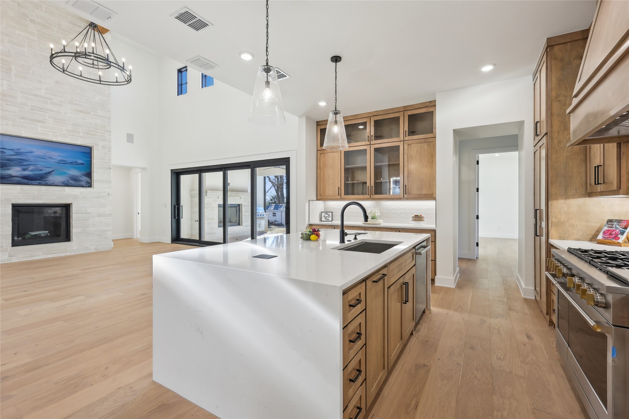 213 Oak Crest Hill Drive