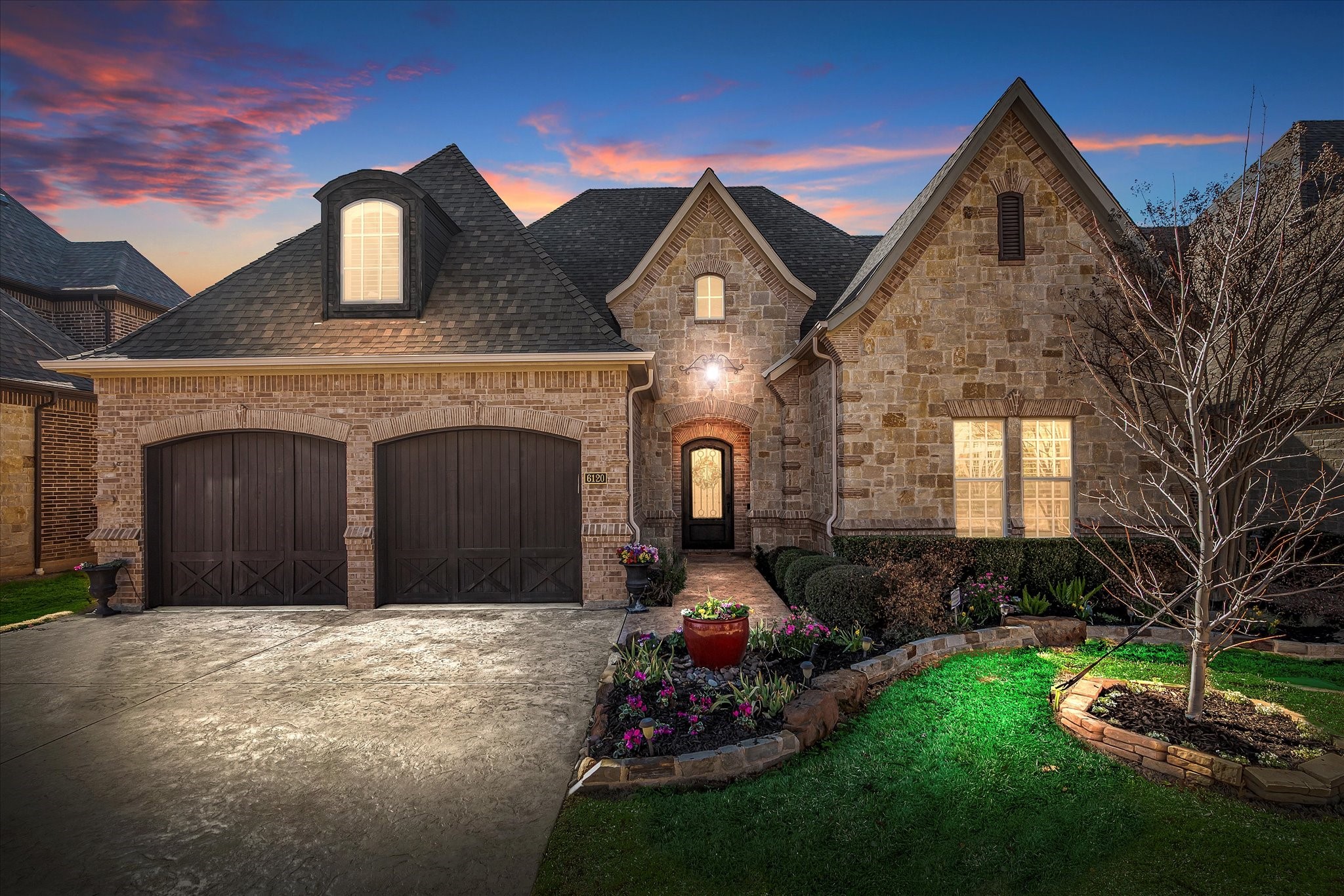 6120 Rock Dove Circle