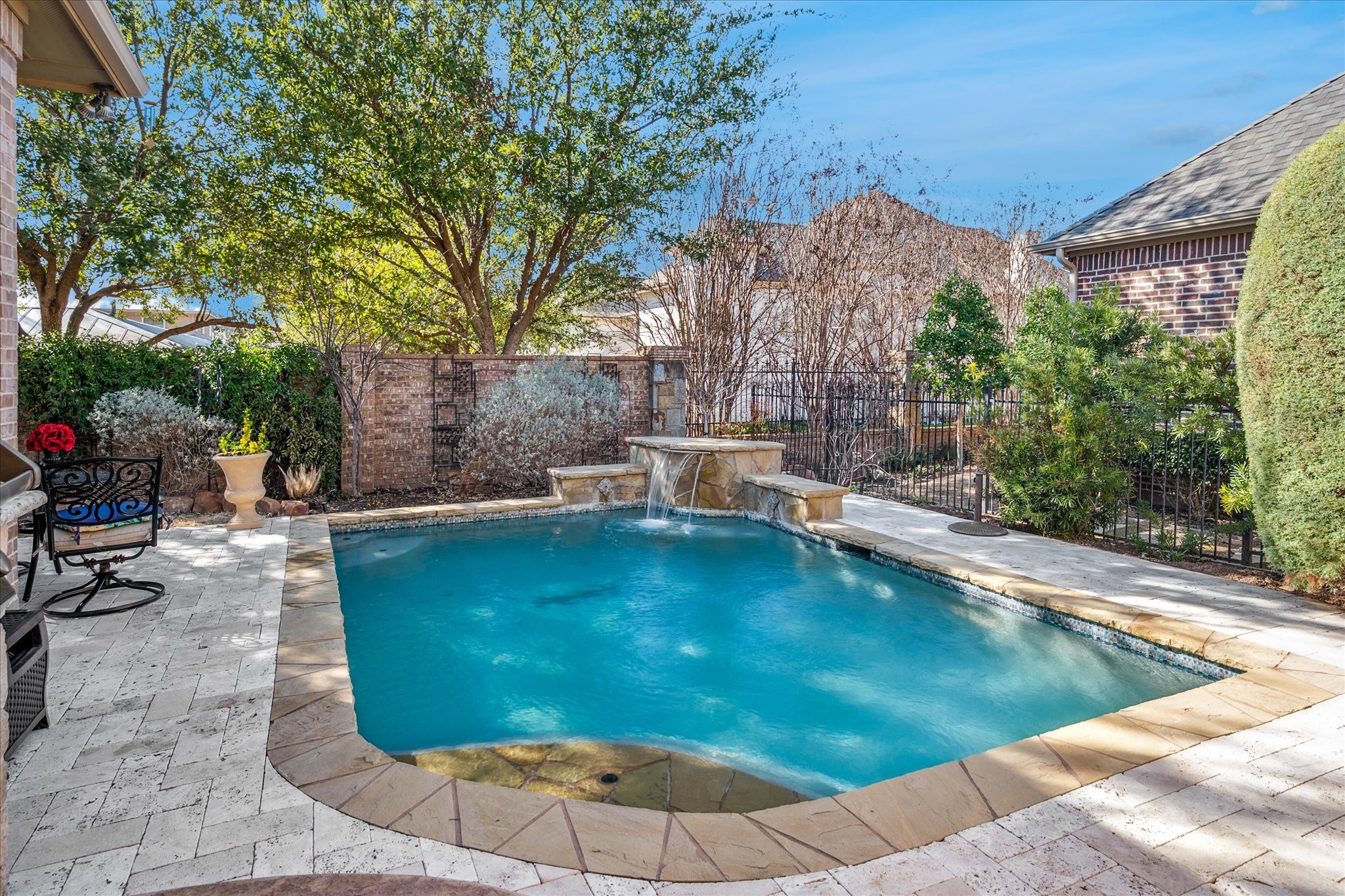 6120 Rock Dove Circle