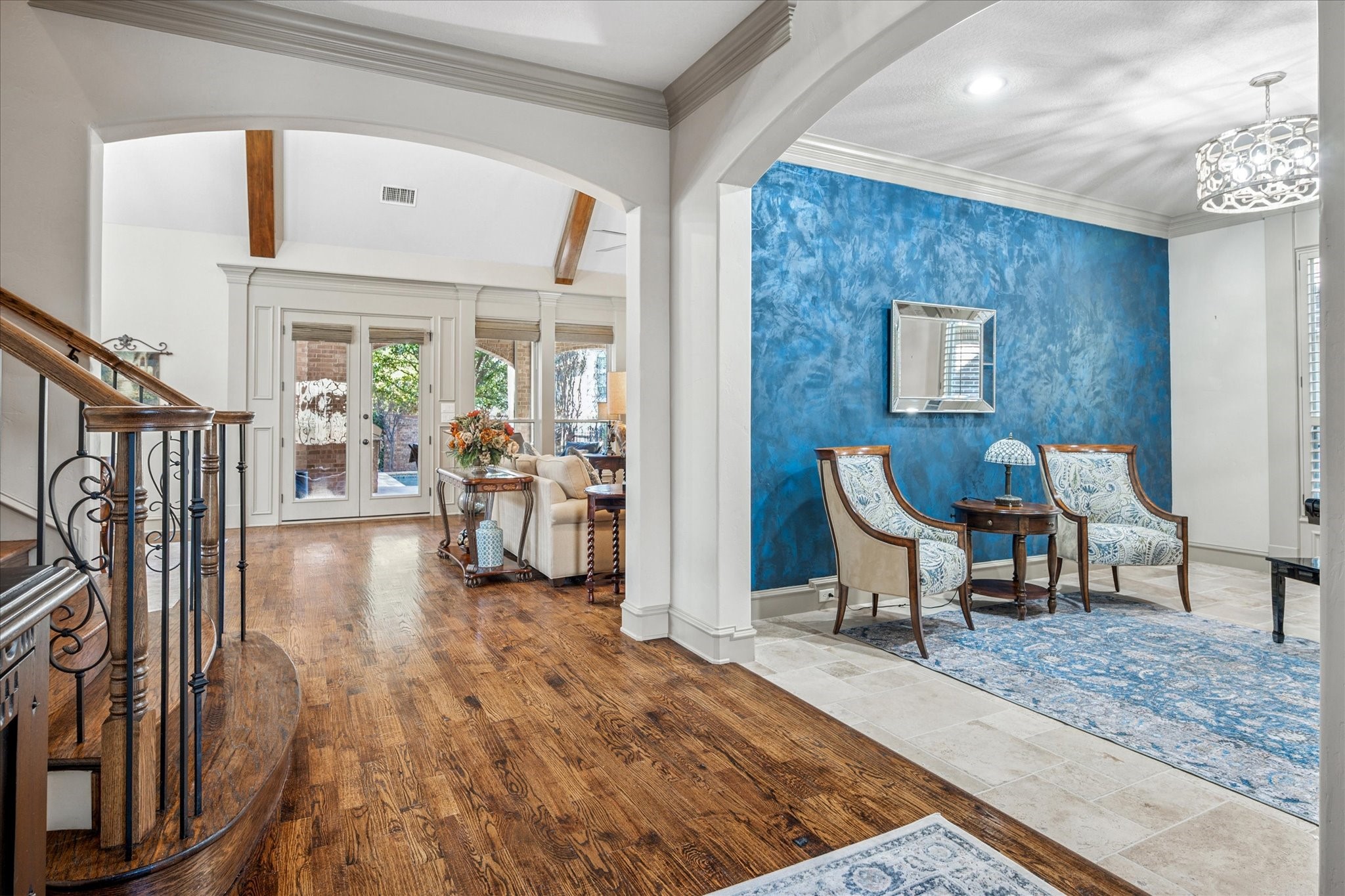 6120 Rock Dove Circle