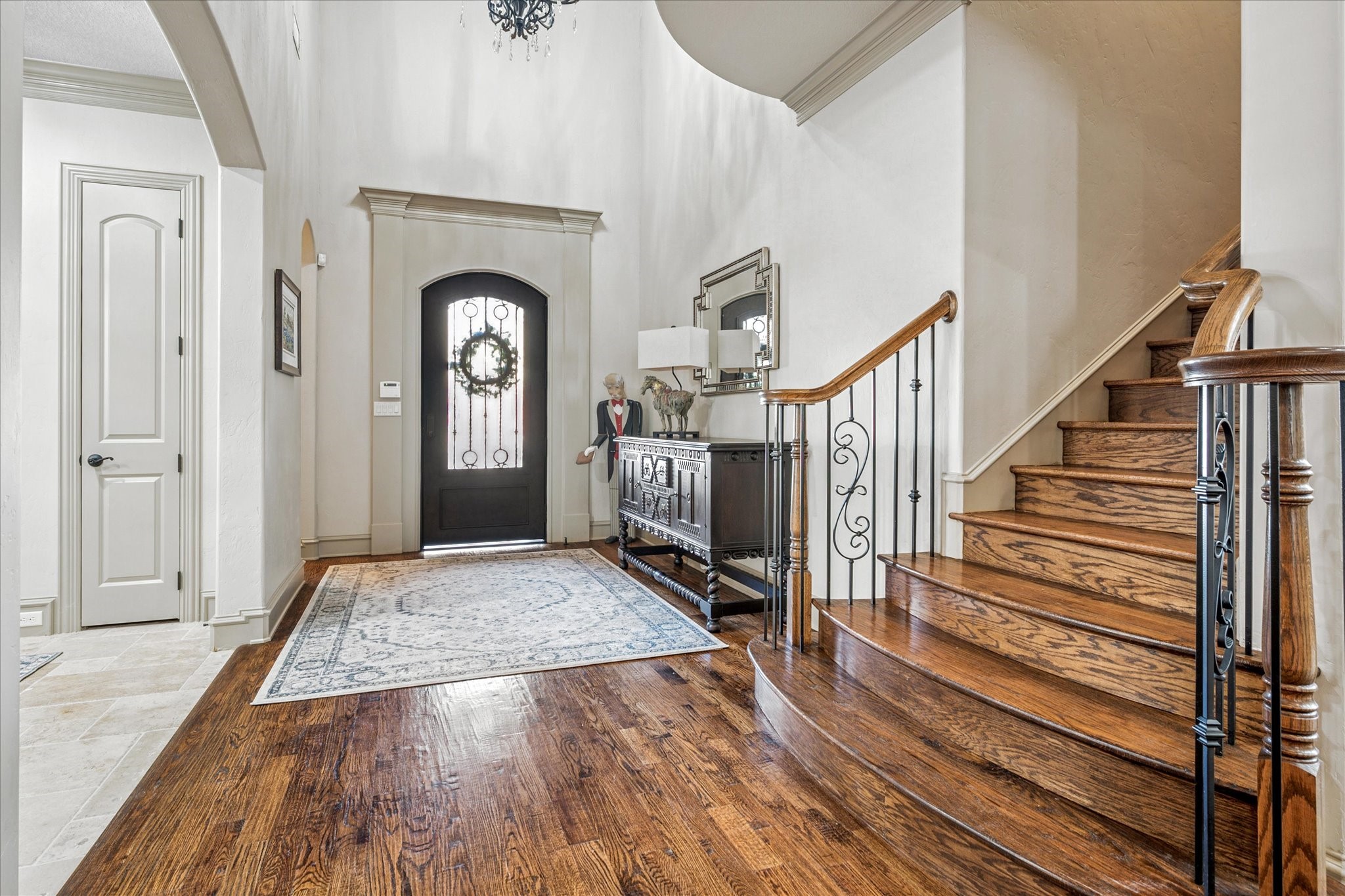 6120 Rock Dove Circle