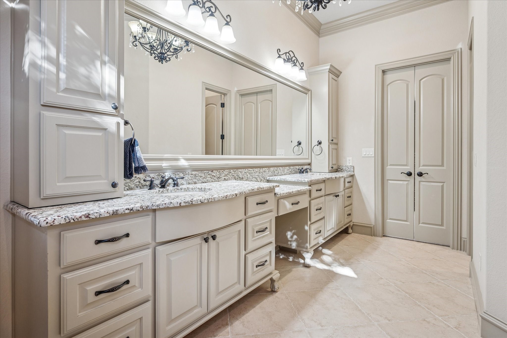6120 Rock Dove Circle