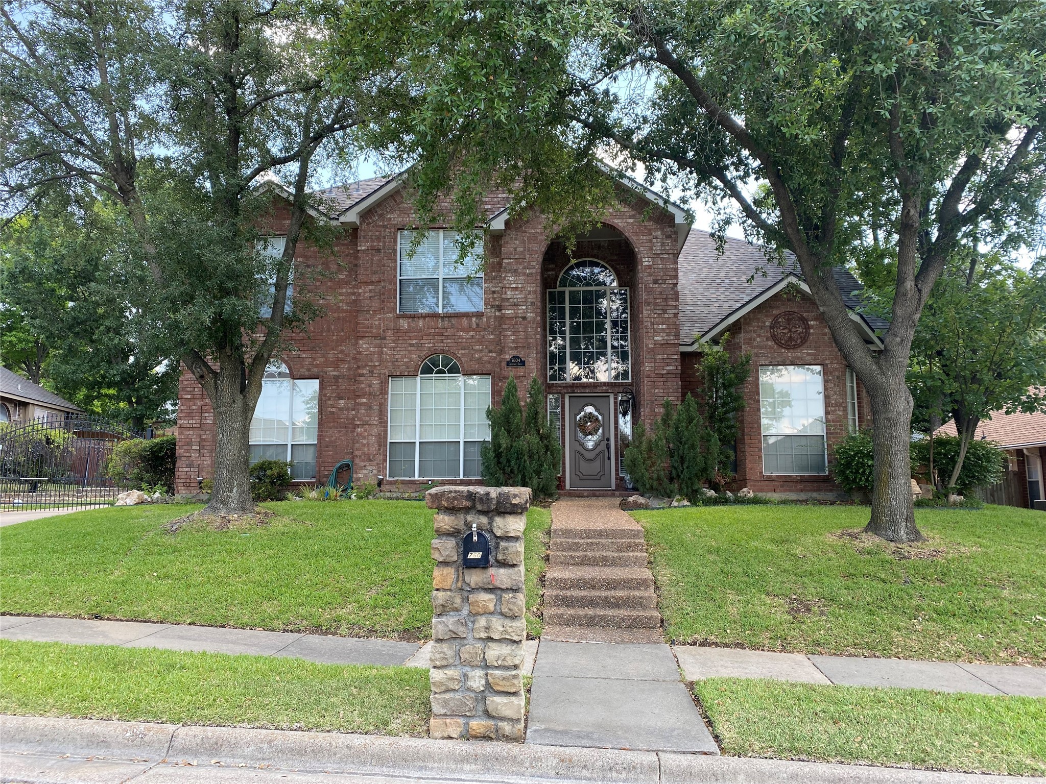 7604 Chestnut Drive