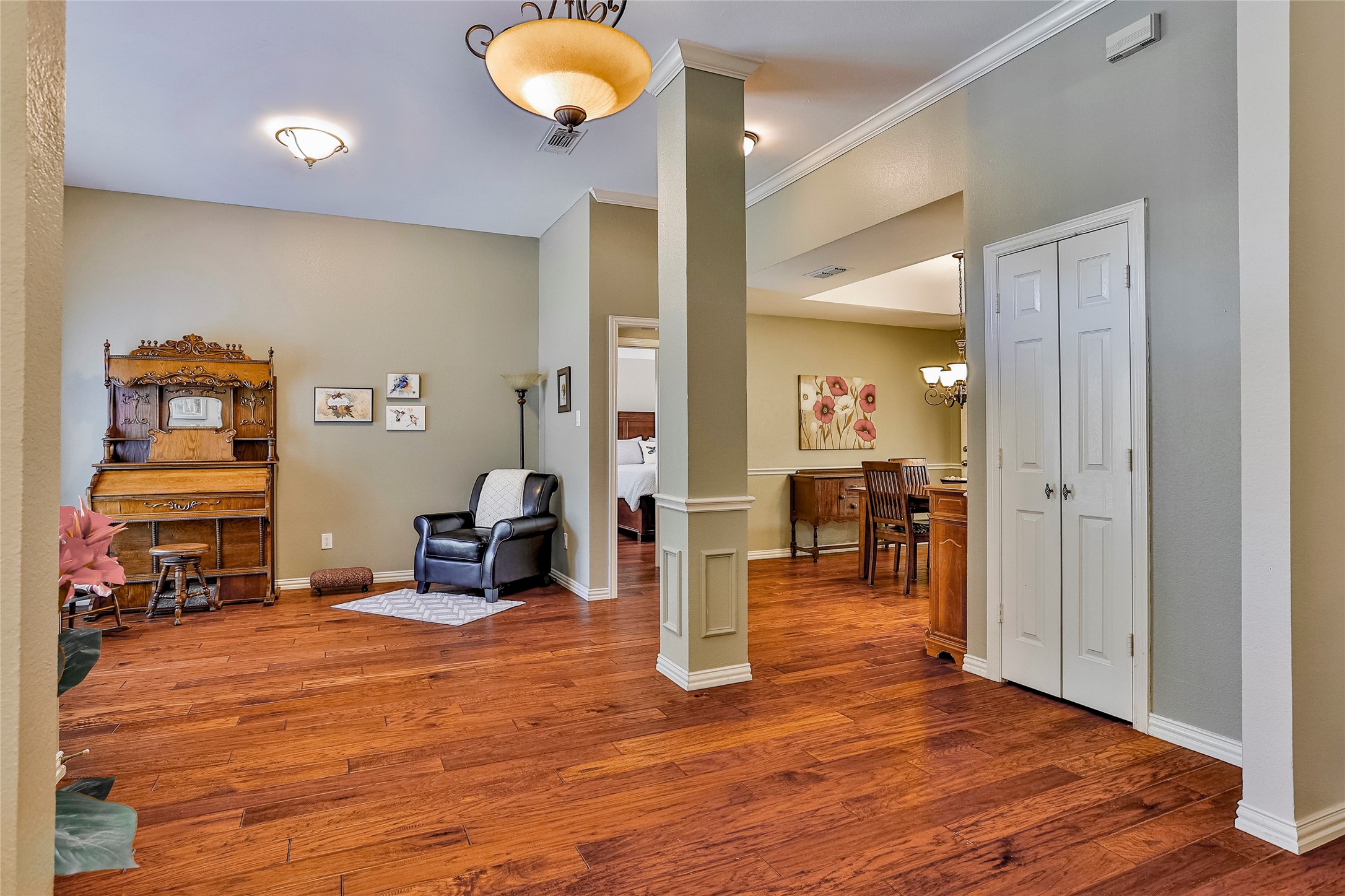 2912 Oak Ridge Drive