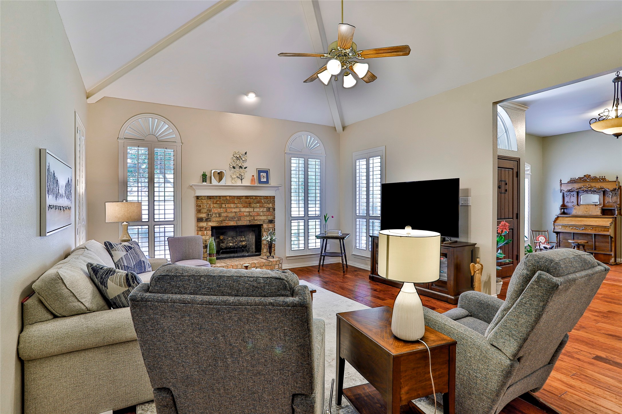 2912 Oak Ridge Drive