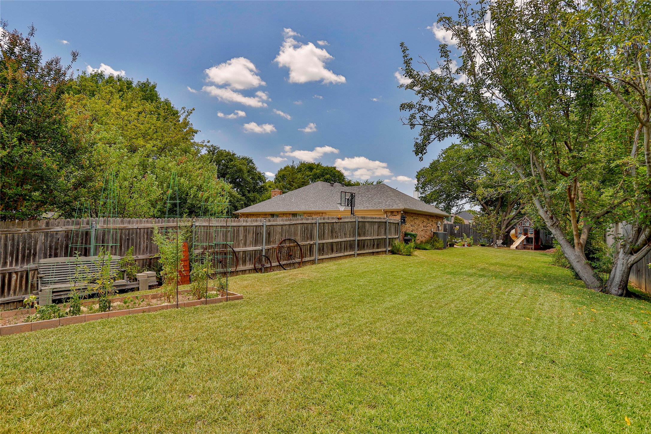 2912 Oak Ridge Drive