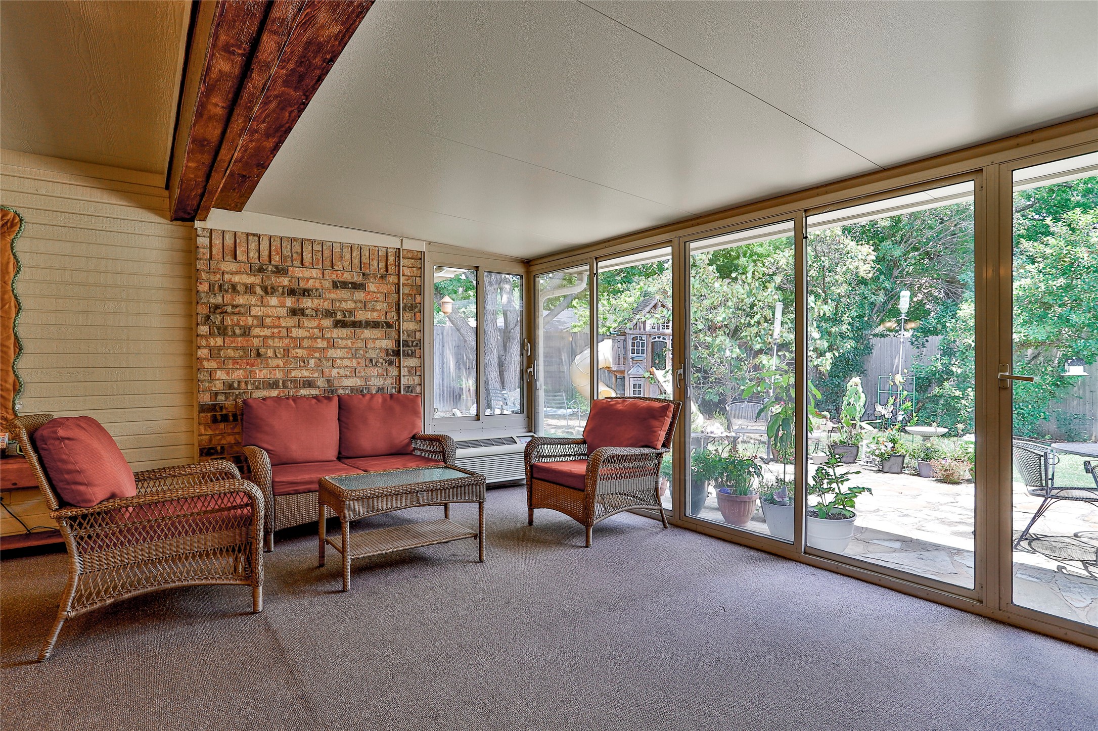 2912 Oak Ridge Drive