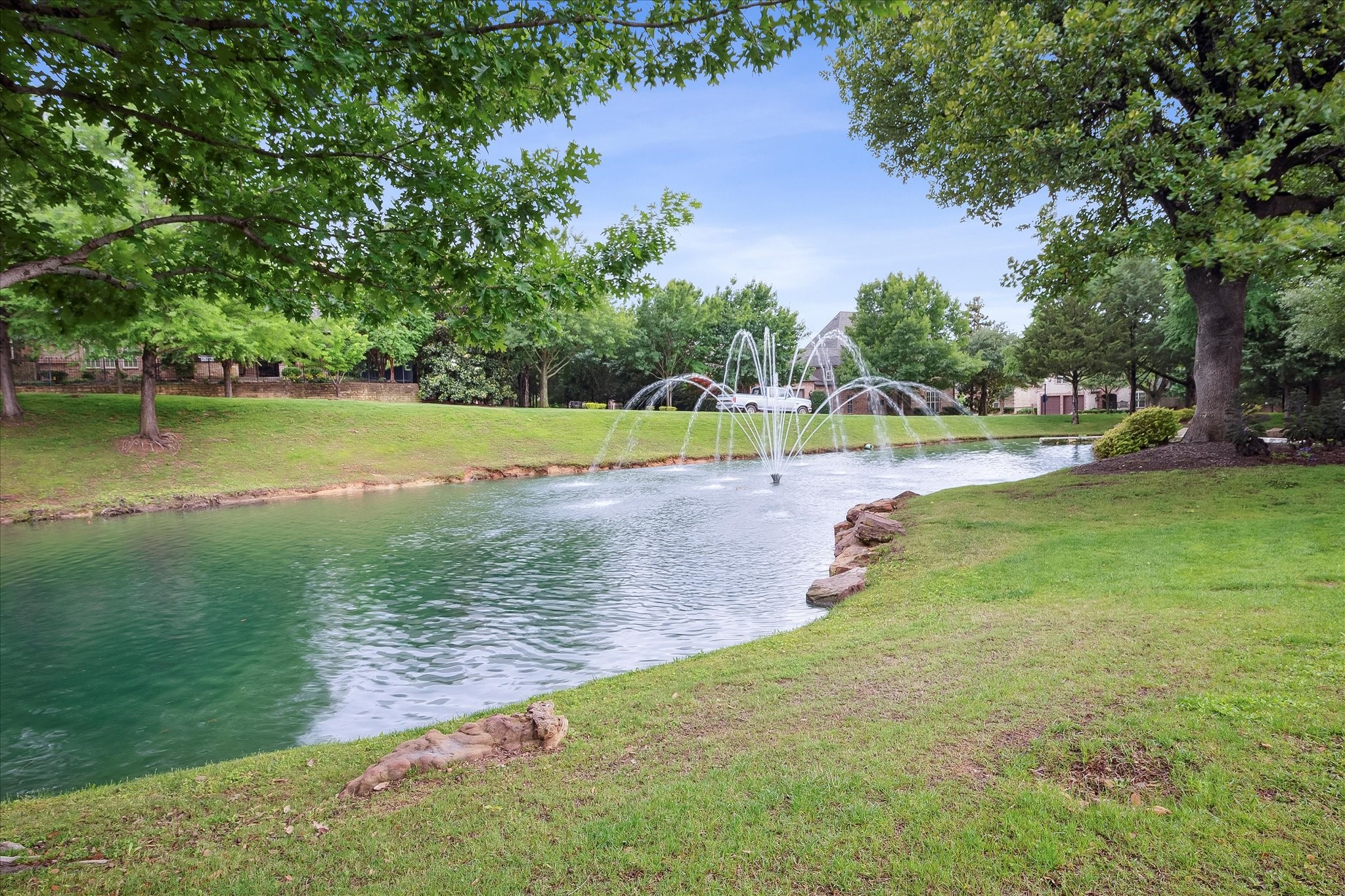 1829 Fountain Pass Drive