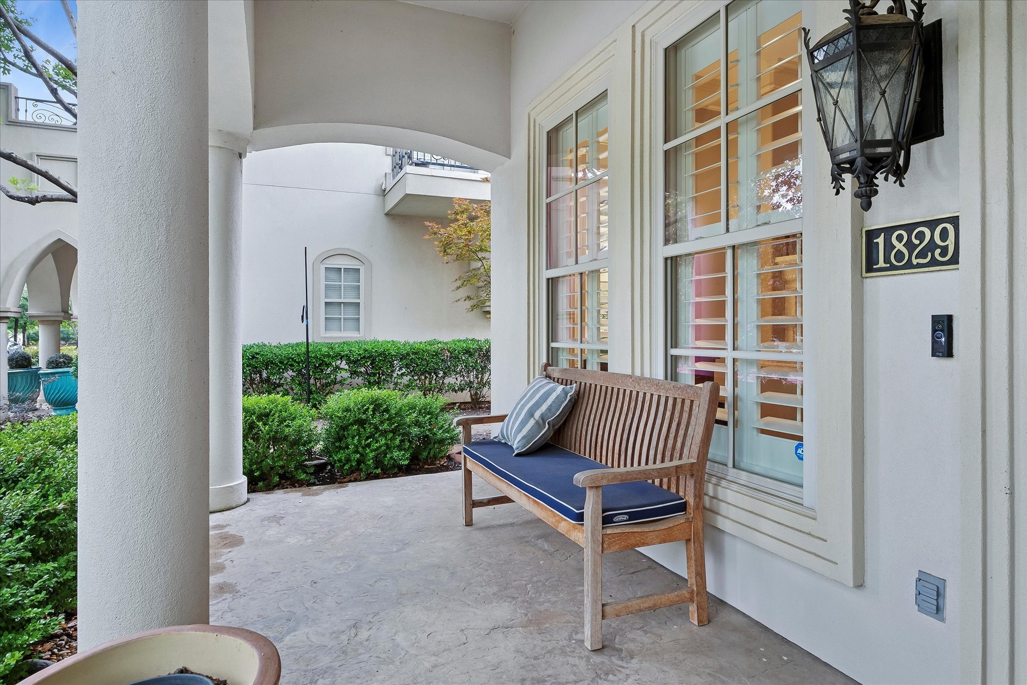 1829 Fountain Pass Drive