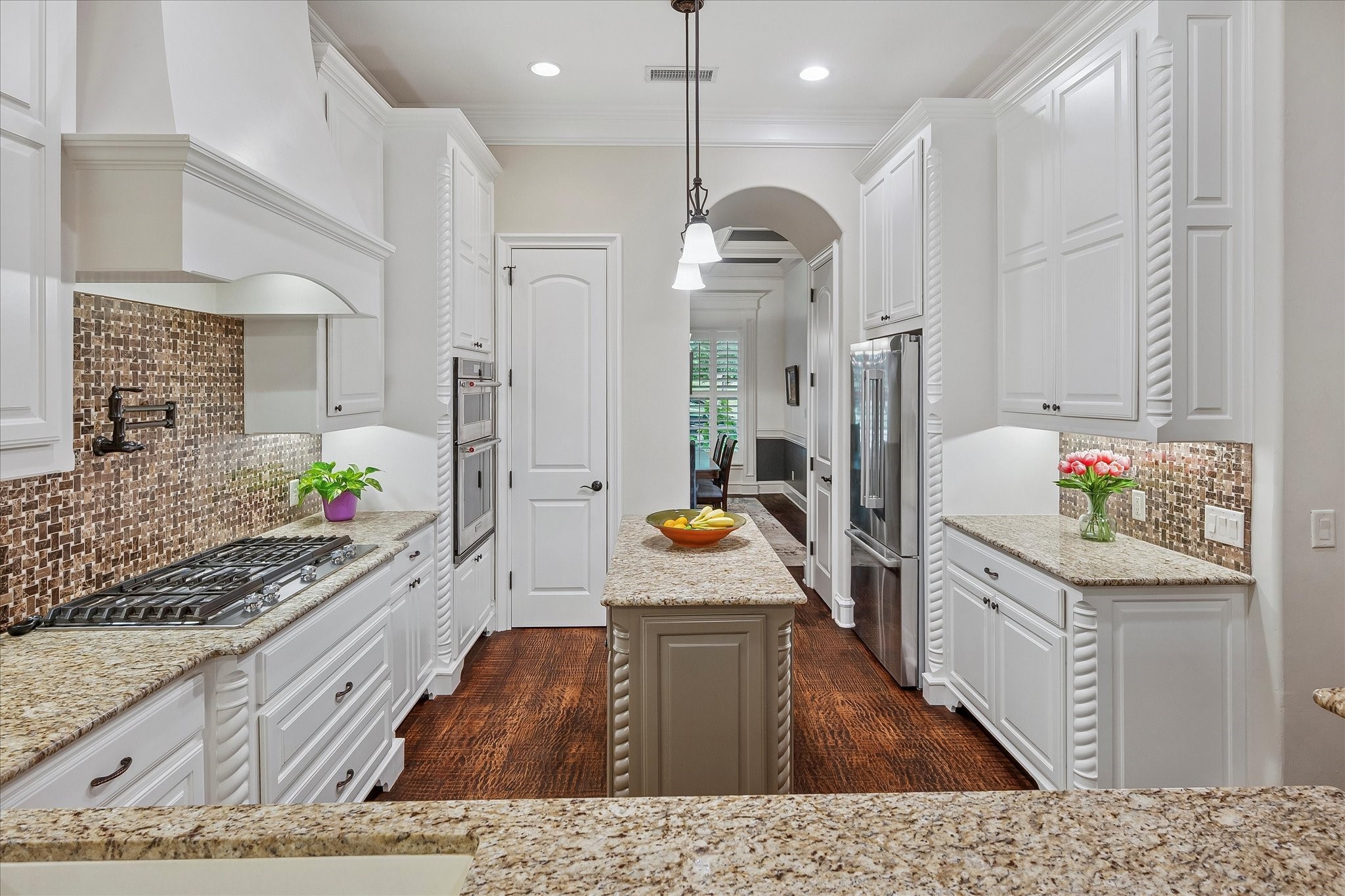 1829 Fountain Pass Drive