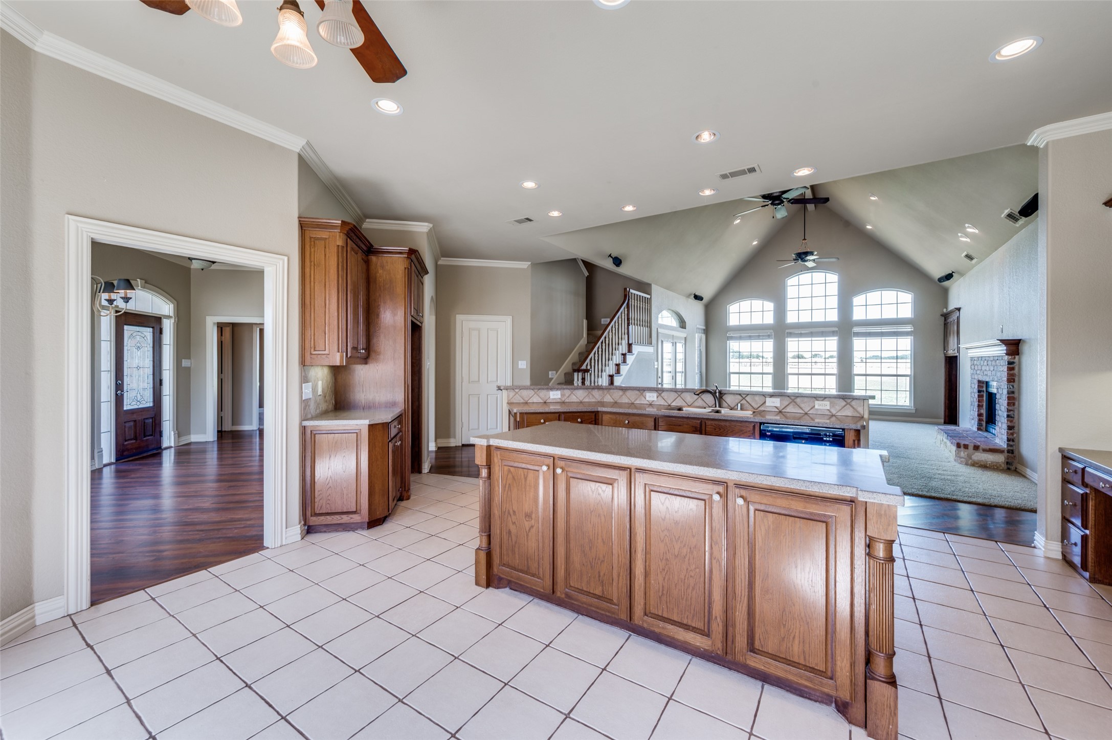 6550 Lucky Spur Lane