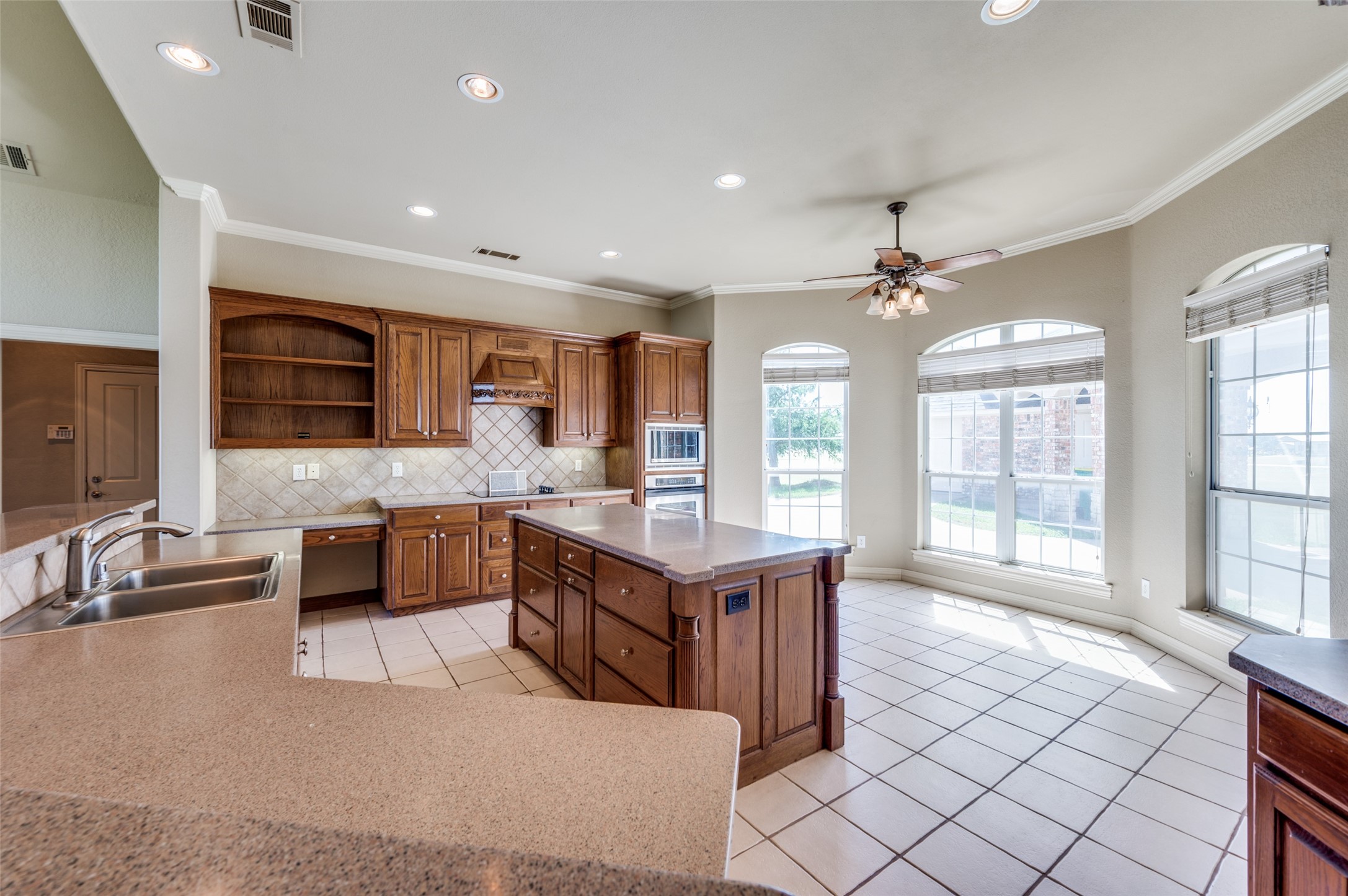 6550 Lucky Spur Lane