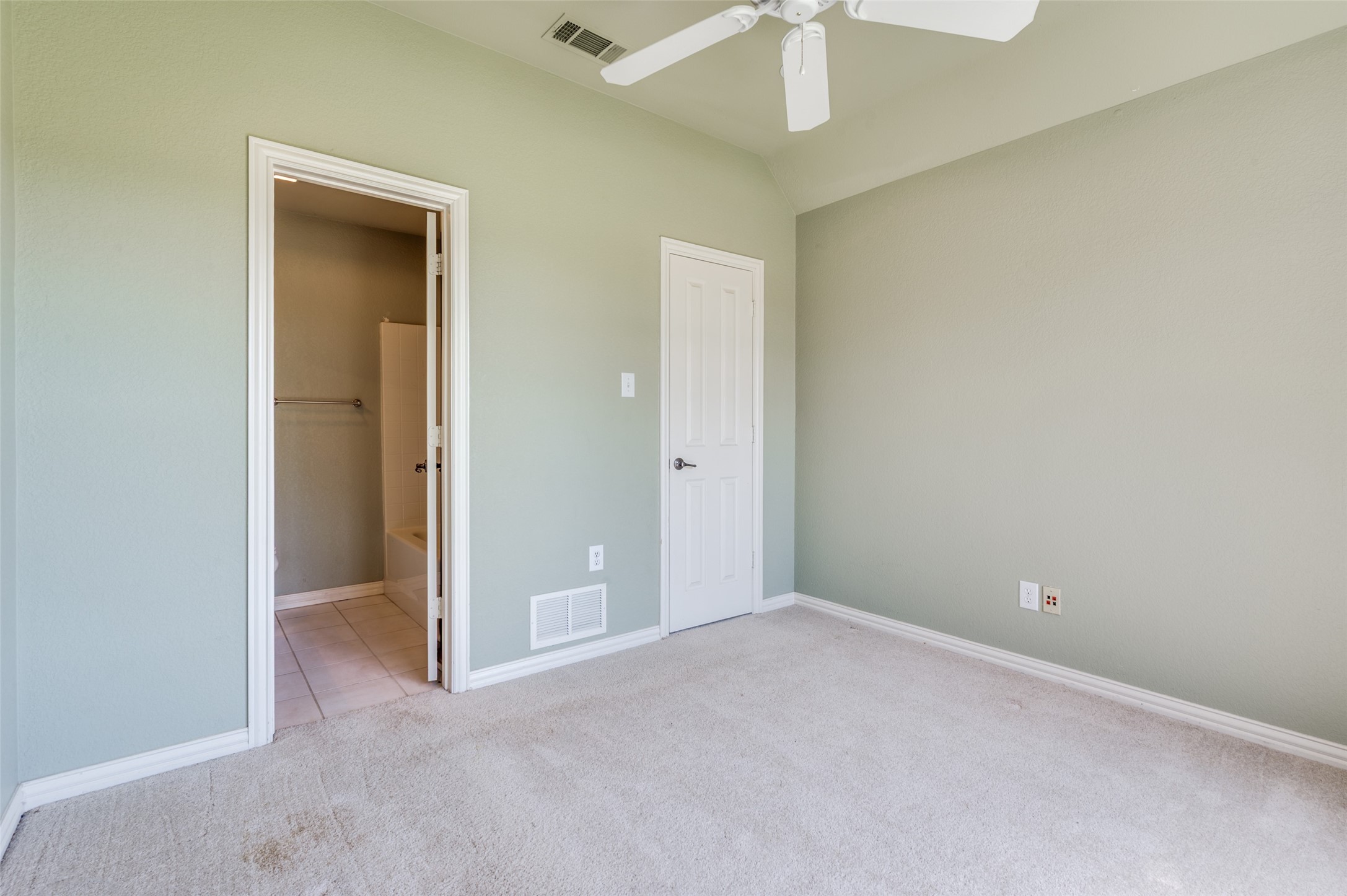 6550 Lucky Spur Lane