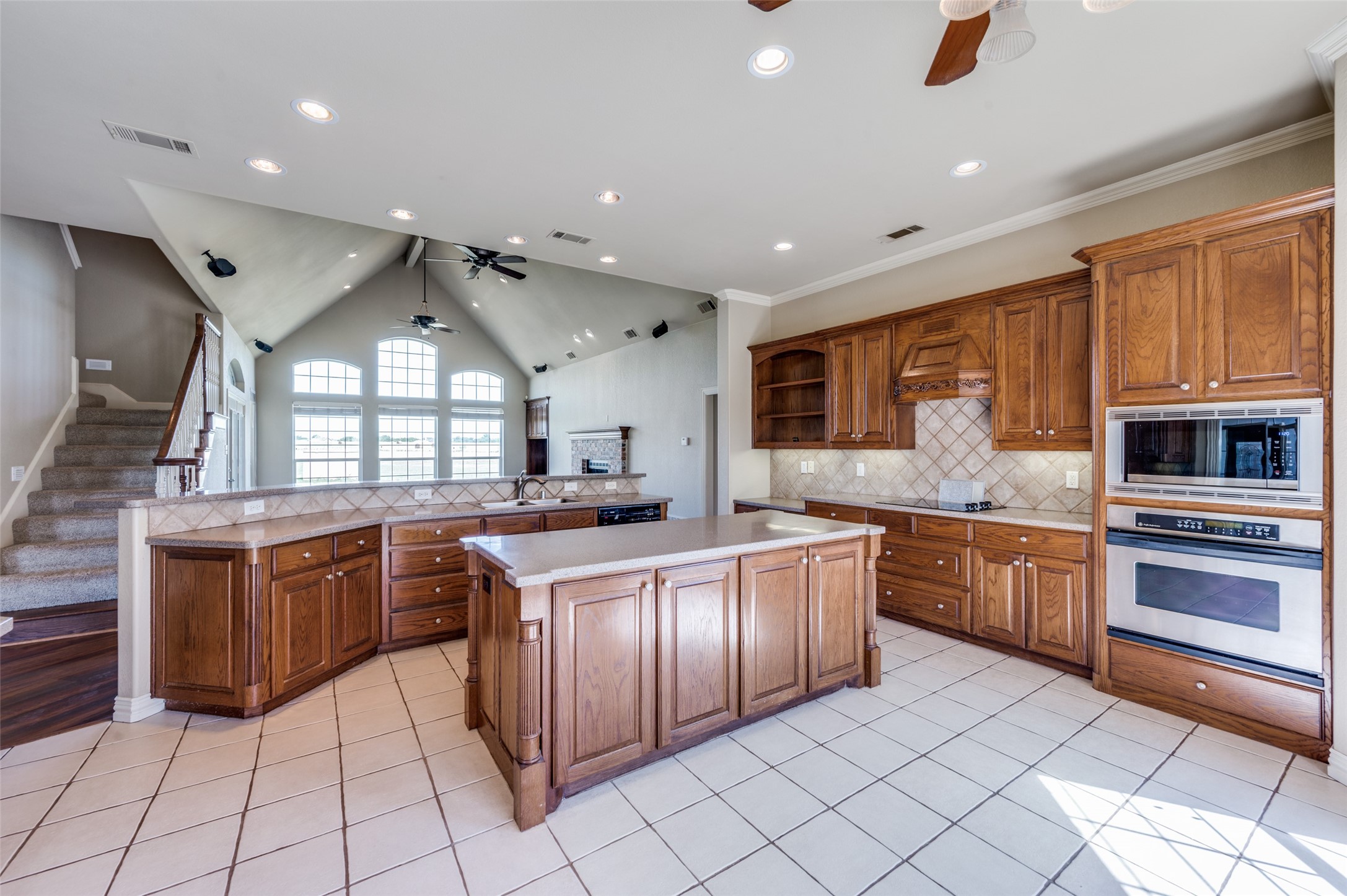 6550 Lucky Spur Lane