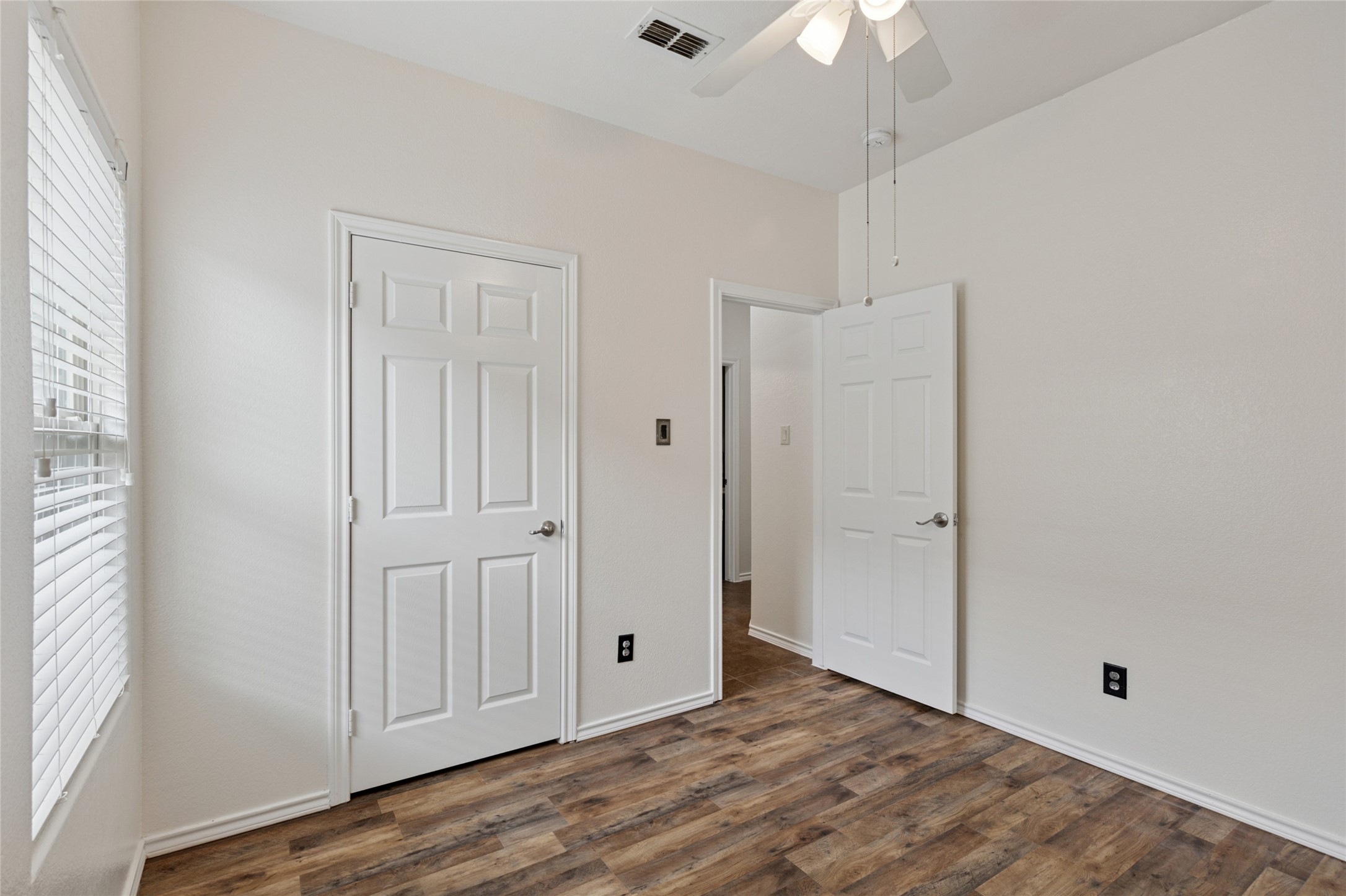 4509 Barberry Tree Cove