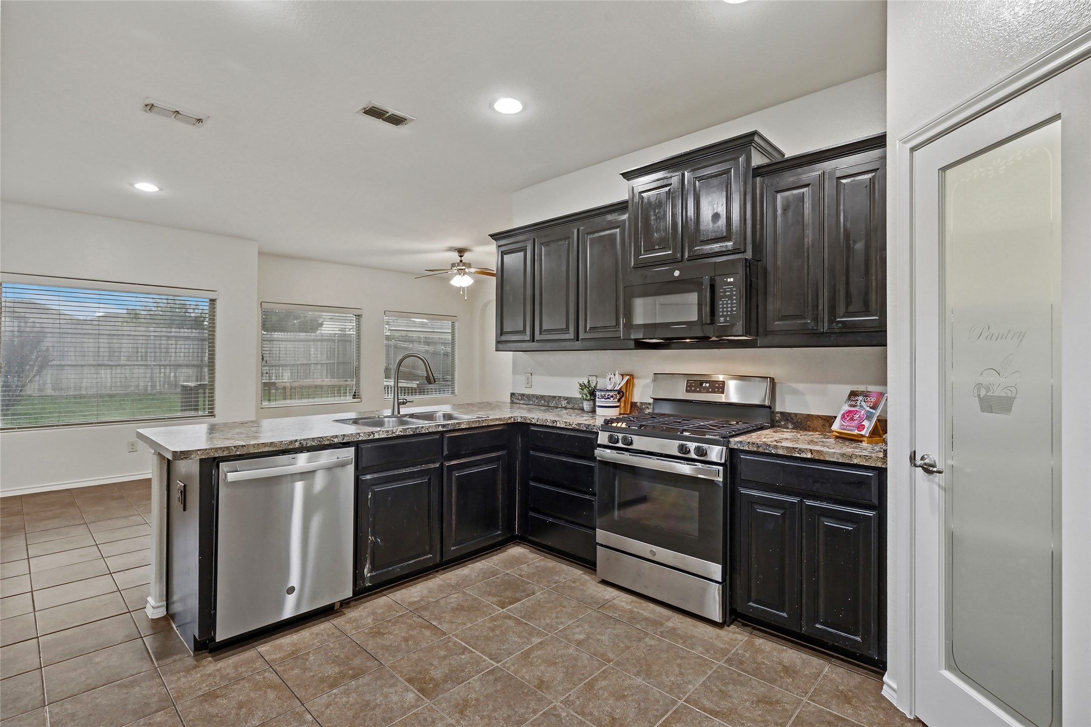 4509 Barberry Tree Cove