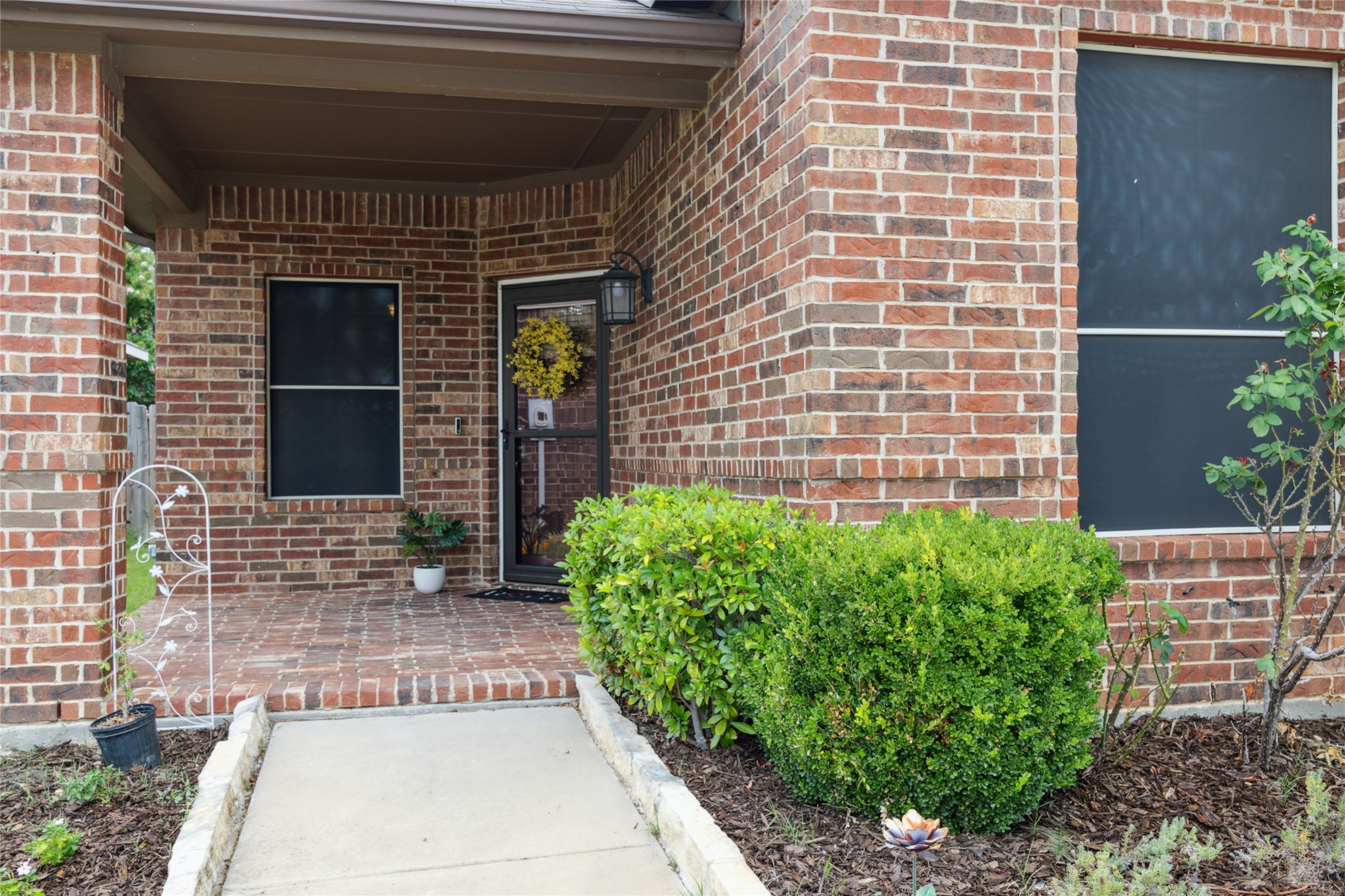 4509 Barberry Tree Cove