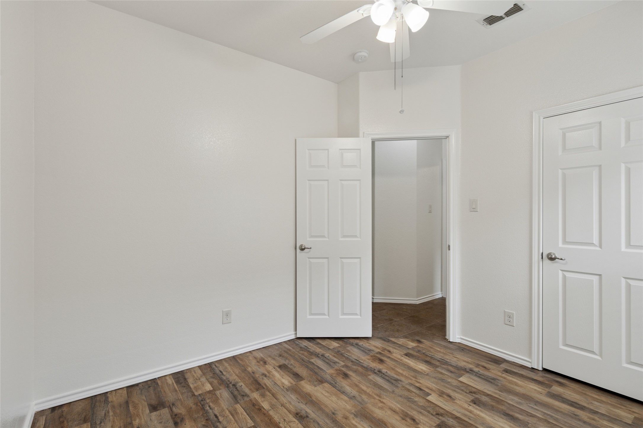 4509 Barberry Tree Cove