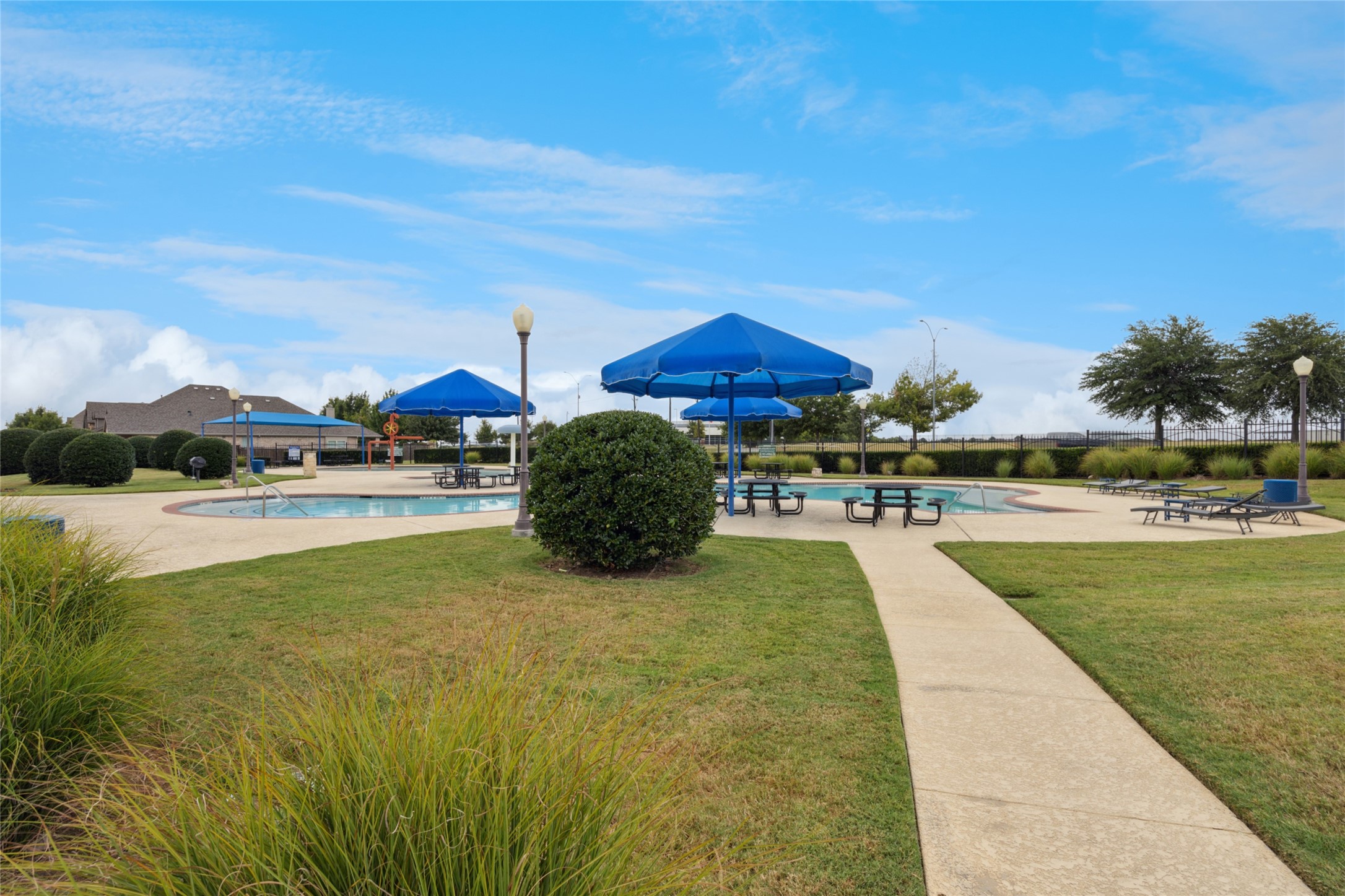 4509 Barberry Tree Cove